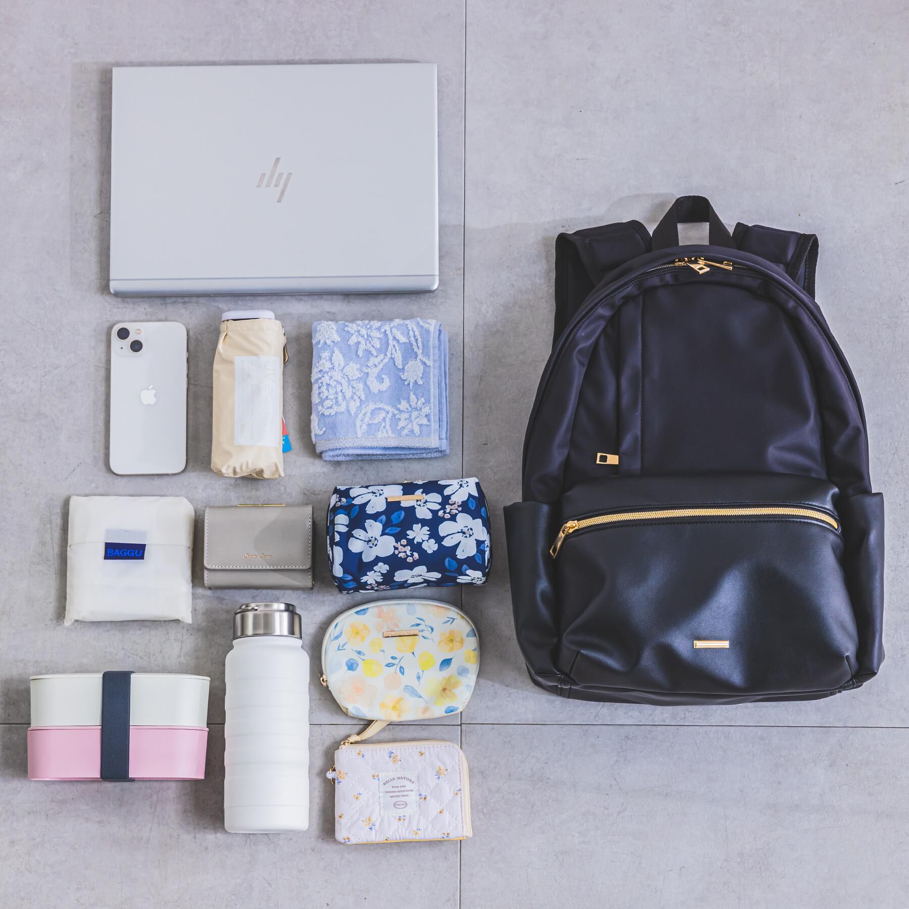 ITS&rsquo;DEMO「【A4・PC対応／10ポケット】合皮コンビリュック」|リュック|