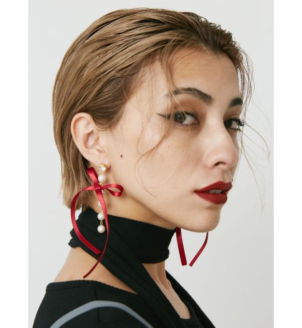 EVRIS「RIBBON PEARLピアス」|ピアス|ゴールド