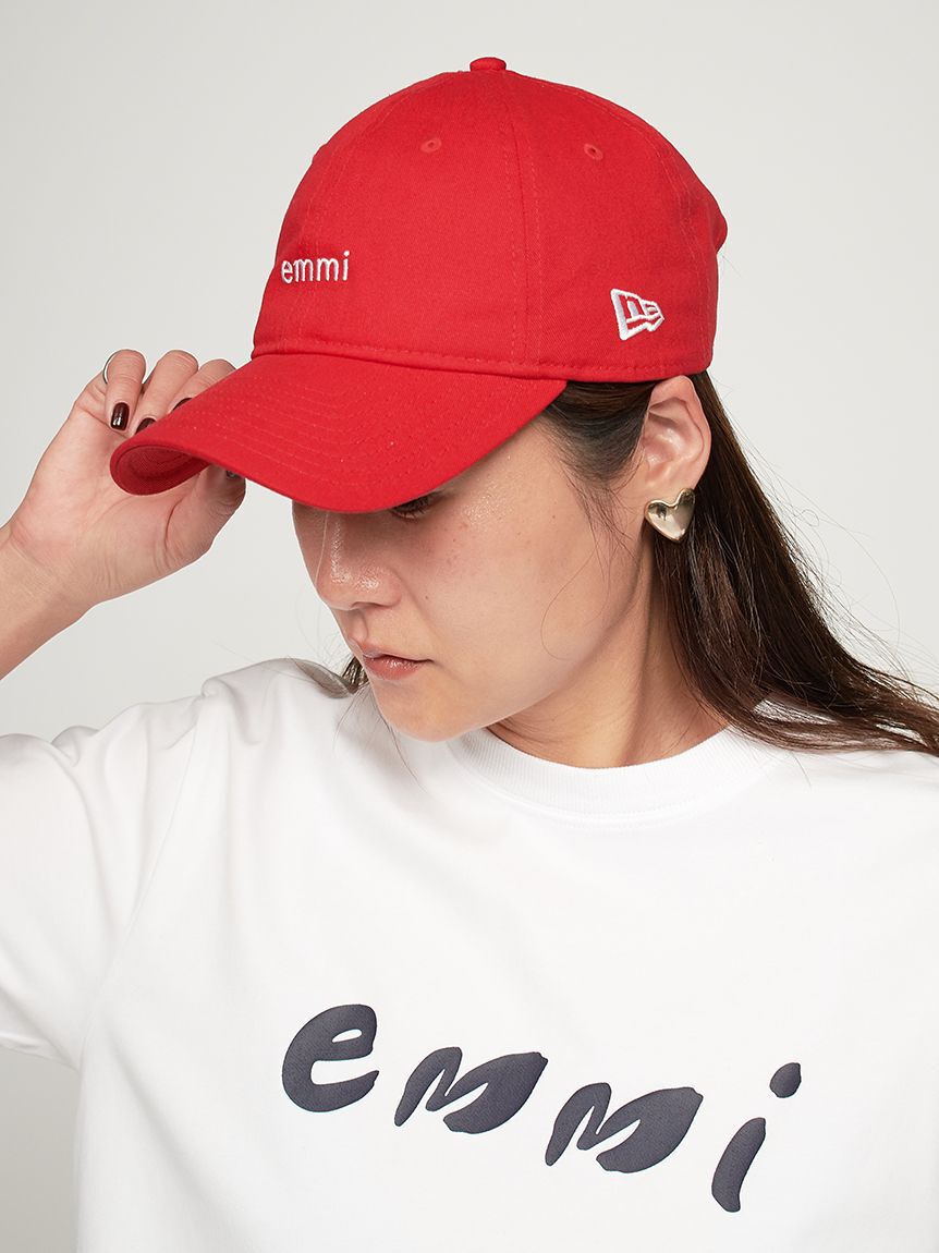 emmi atelier「【10th】【emmi|NEW ERA】9TWENTY emmiロゴキャンバスキャップ」|キャップ・キャスケット|RED