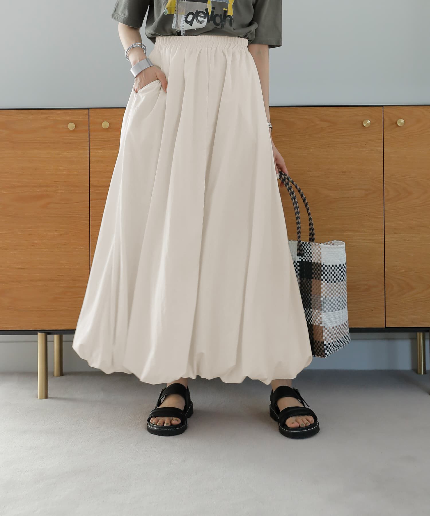 STYLE DELI「【LUXE】マットタフタロングバルーンスカート」|スカート|アイボリー