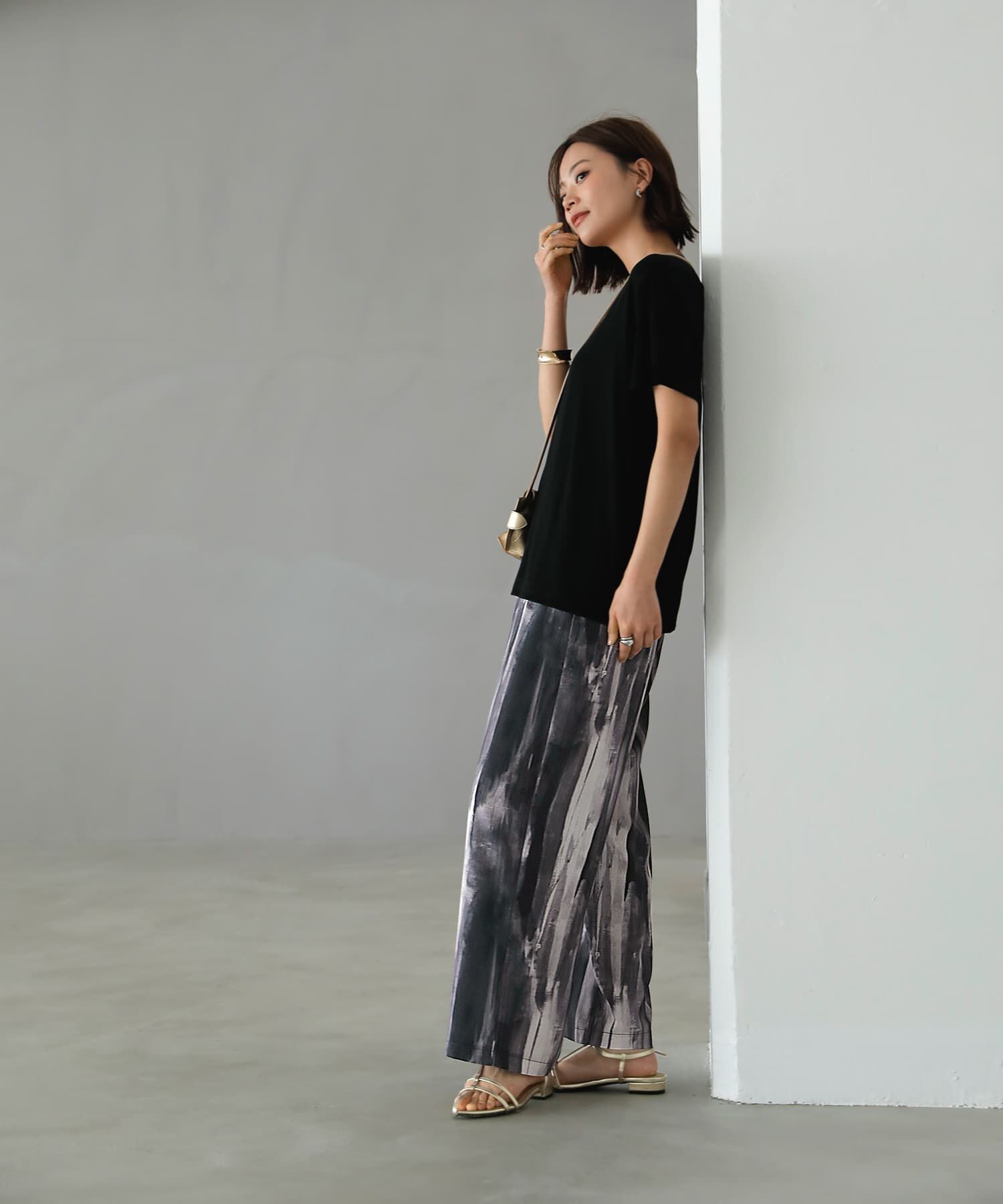 STYLE DELI「とろみ落ち感デコルテあきラウンドネックTシャツ」|Tシャツ・カットソー|