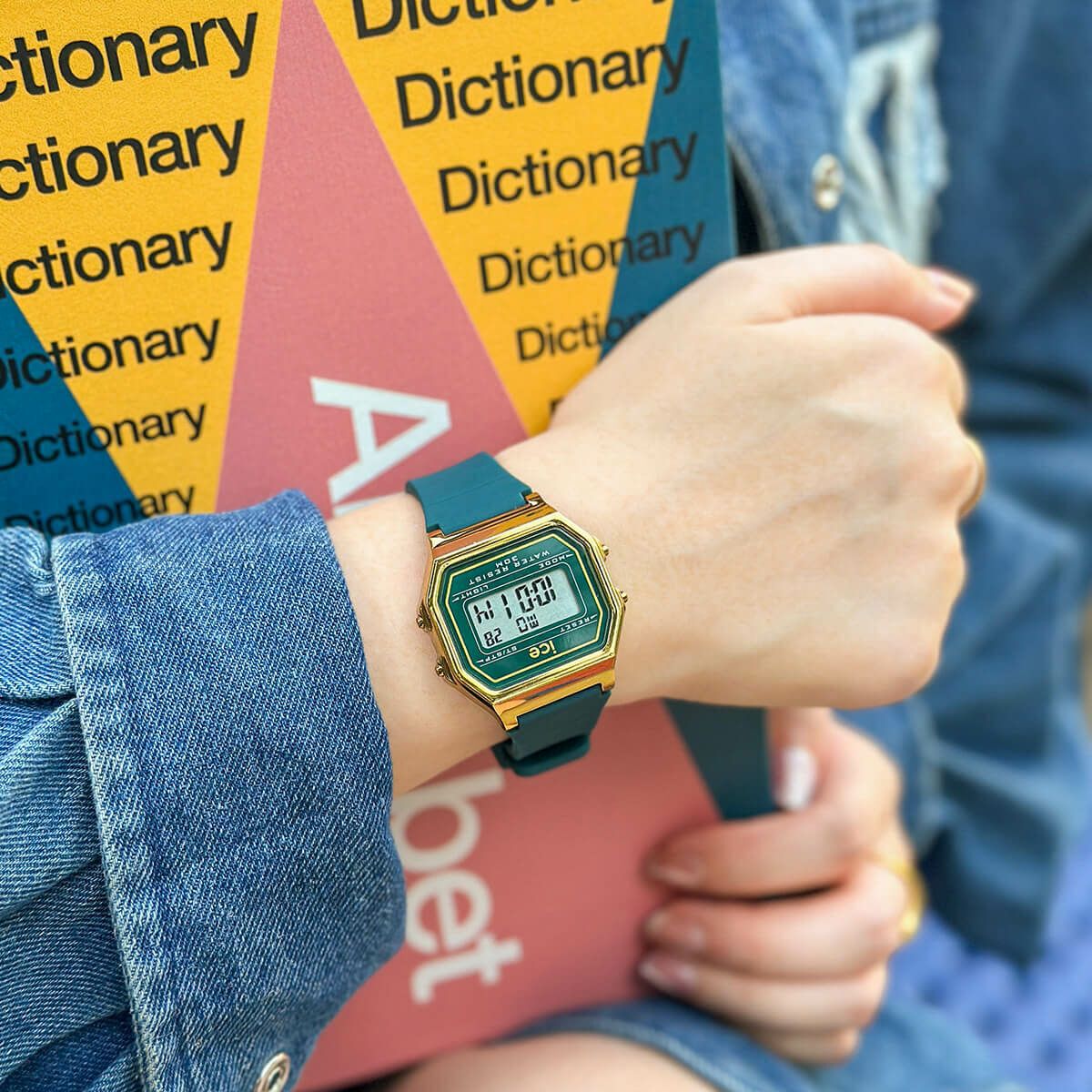 ICE-WATCH「〈ICE-WATCH(ｱｲｽｳｫｯﾁ)〉ICE digit ﾍﾞﾙﾃﾞｨｸﾞﾘ　ｽﾓｰﾙ」|腕時計|YELLOW GOLD