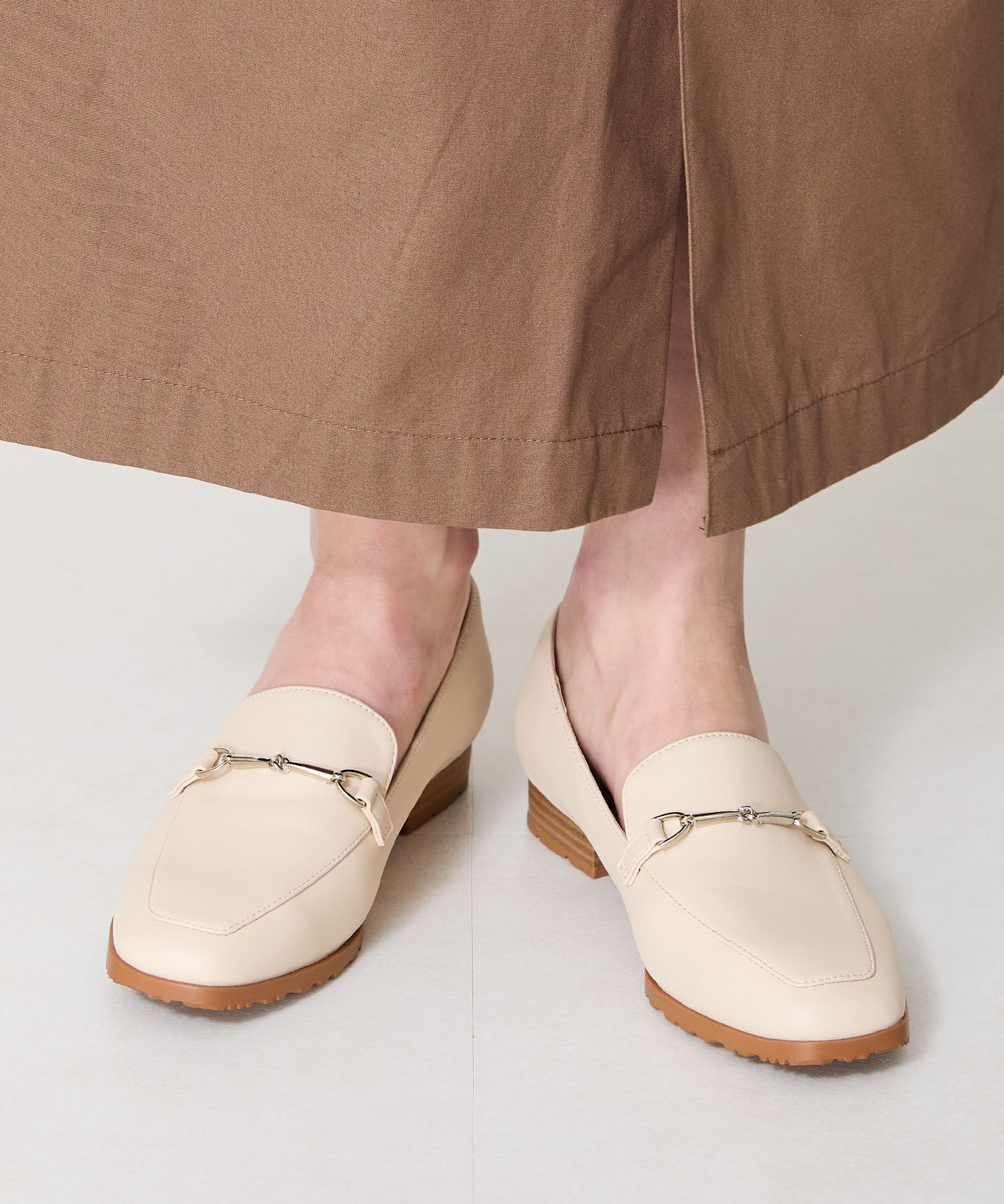 ORiental TRaffic「【防水】ビットモチーフレインローファー/R-1014 レインシューズ レインローファー 人気 トレンド」|パンプス|BEIGE