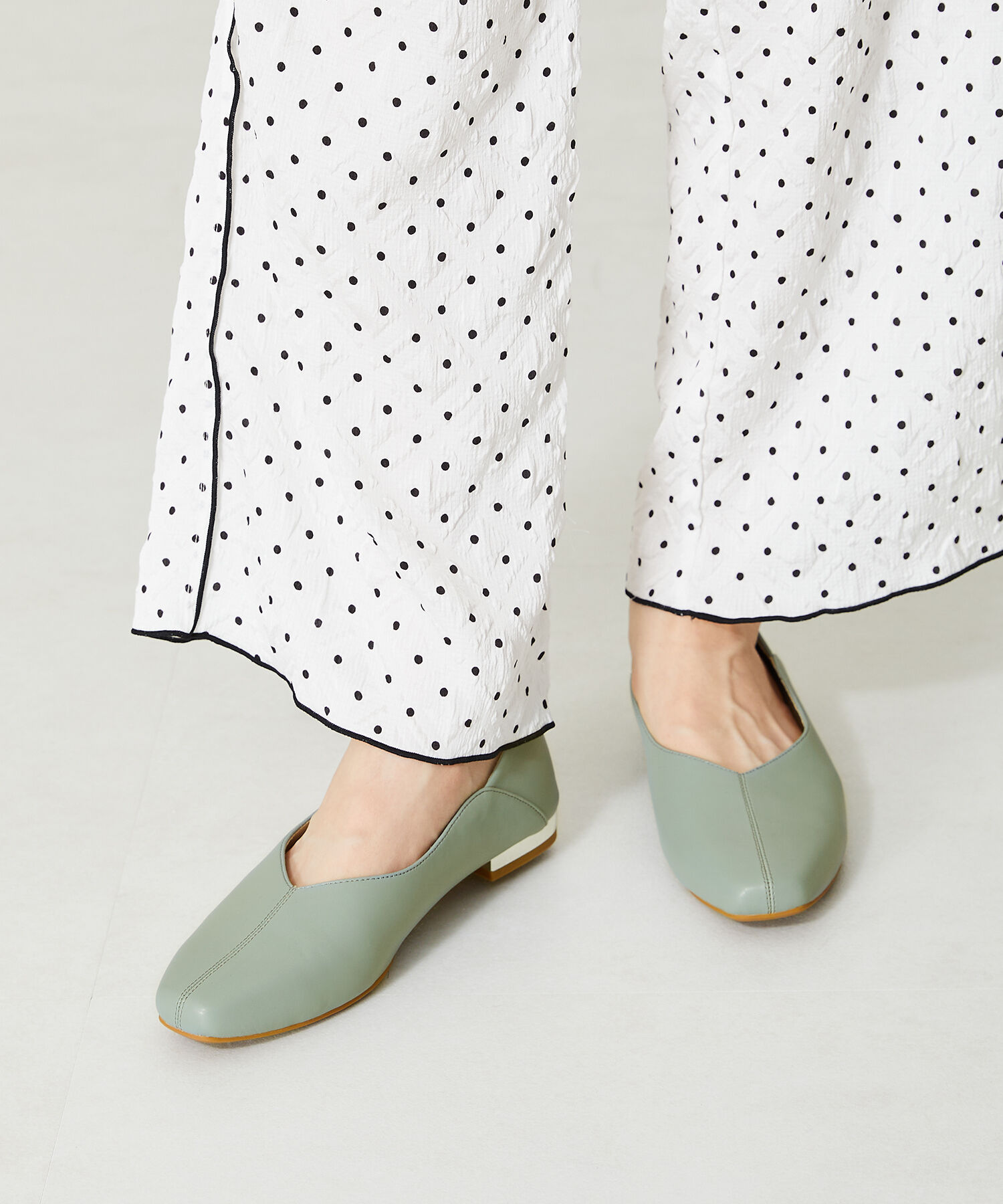 ORiental TRaffic「センターシームバブーシュ/41107」|パンプス|