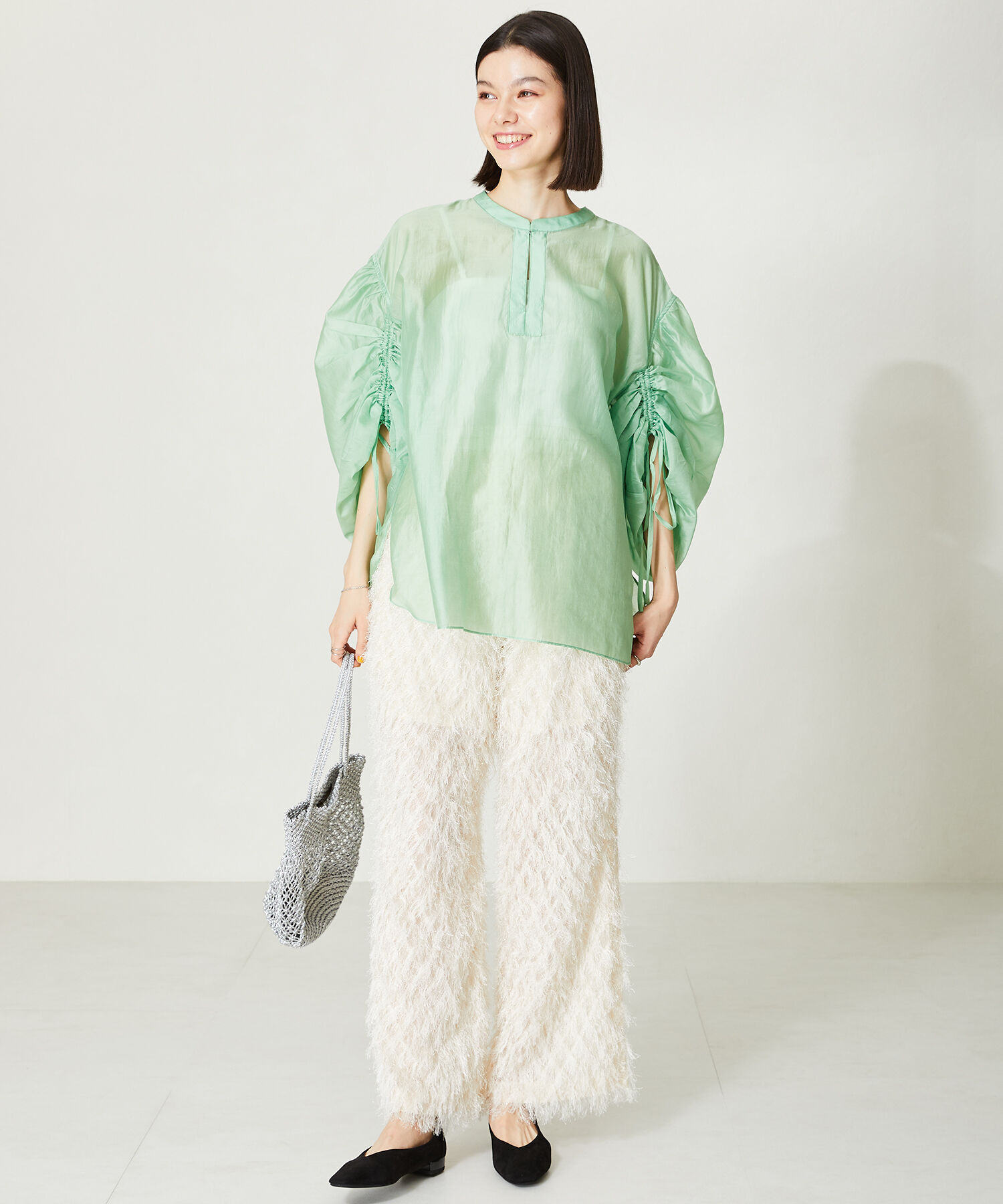 WA Oriental TRaffic「やわらかVカットフラットパンプス/42111」|パンプス|