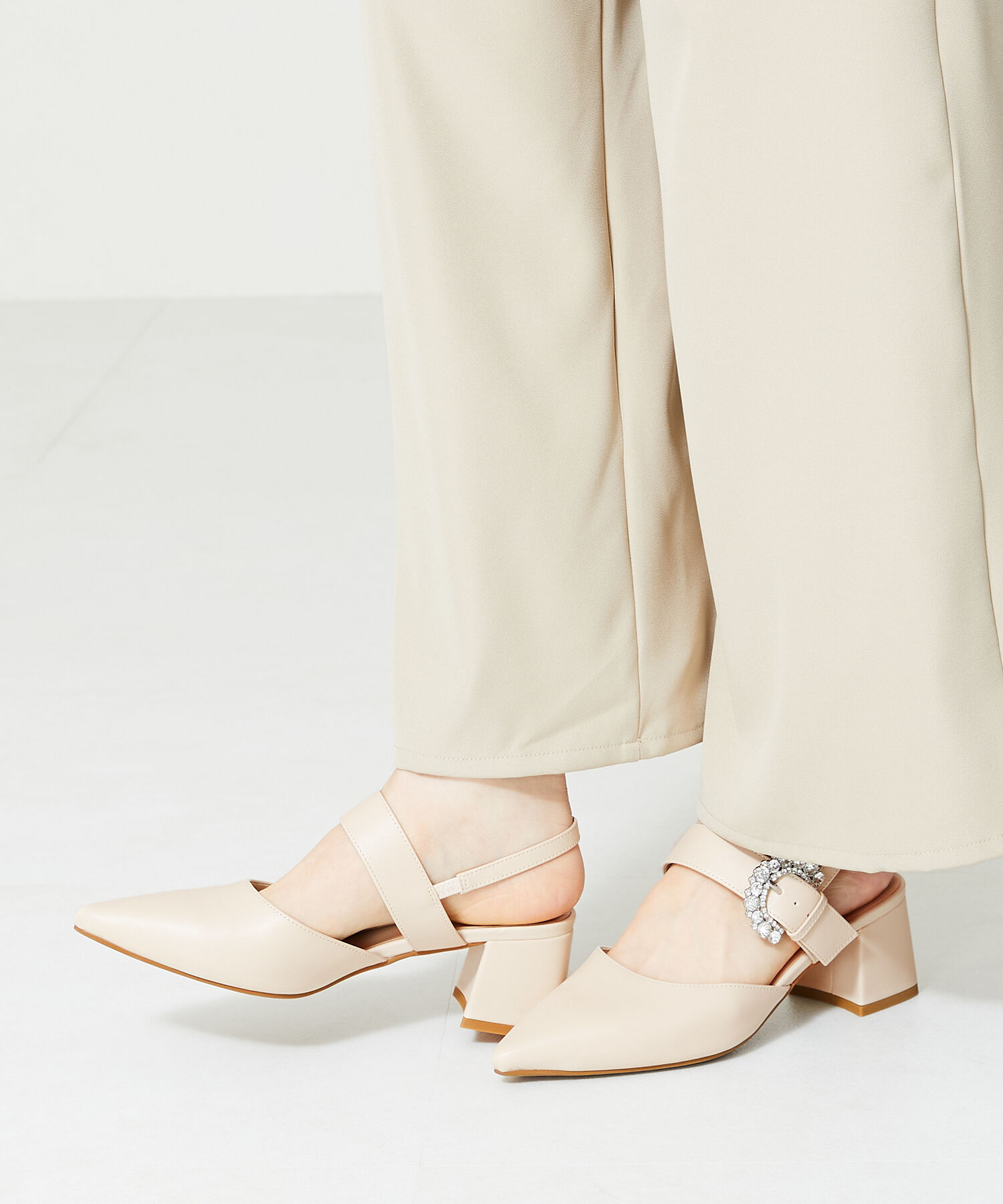 ORiental TRaffic「ビジューバックルストラップパンプス/41125」|パンプス|