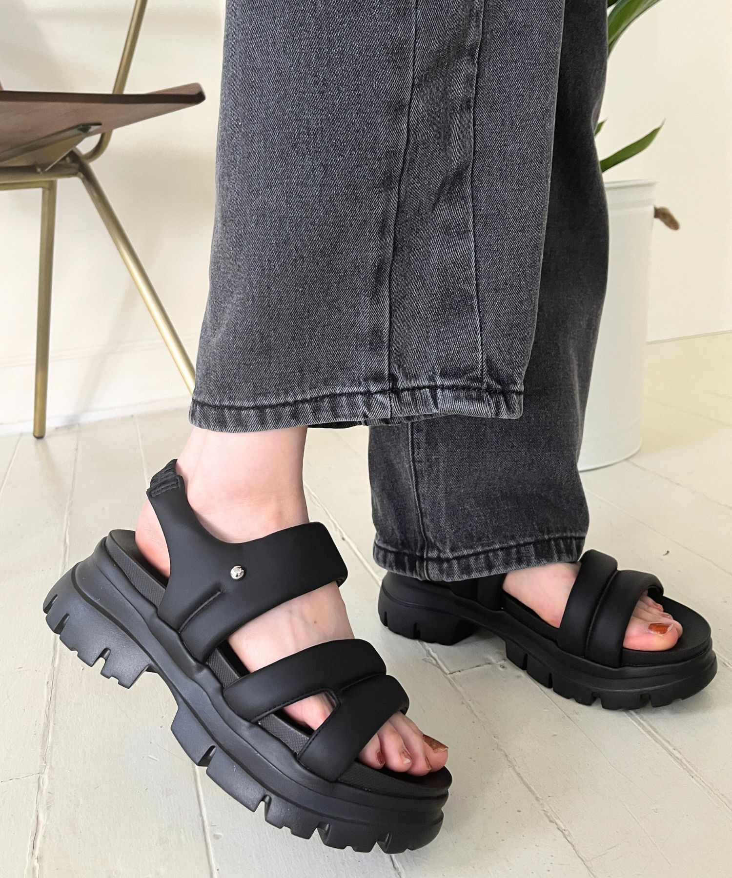 ORiental TRaffic「【アウトレット価格】パデットベルトスニーカーソールサンダル/41216 サンダル 人気 売れてる 厚底」|サンダル|BLACK