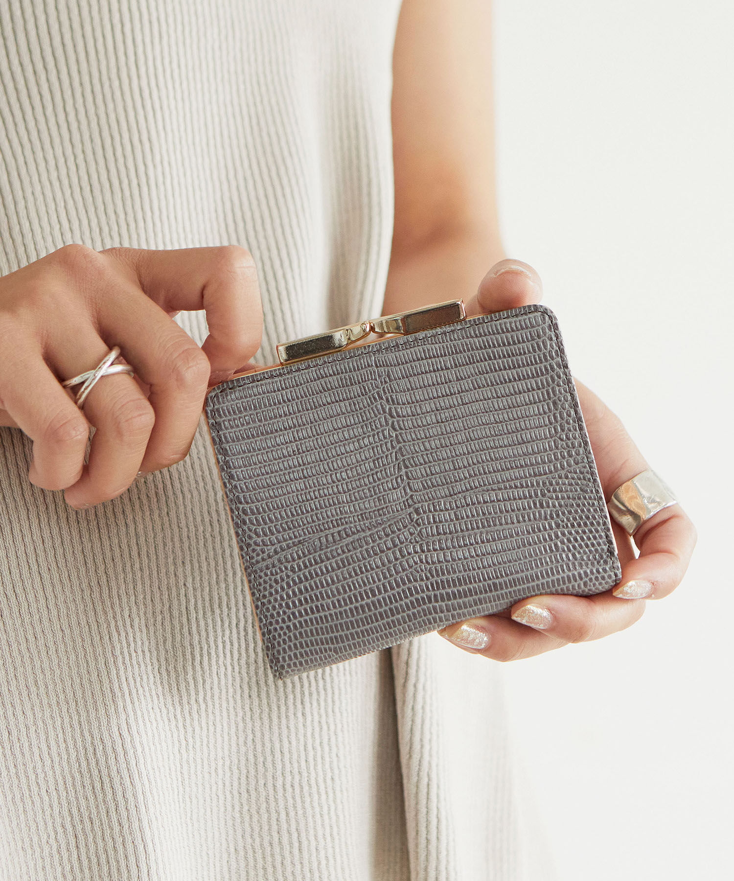 TOPKAPI 「イタリアンレザー・リザード型押し・がま口２つ折り財布 LUCIA[ルチア]」|財布|