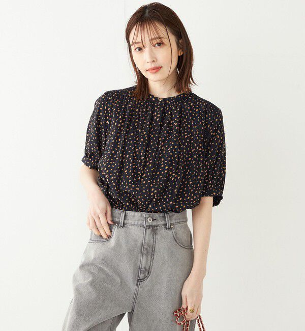 SHIPS Colors 「SHIPS Colors:〈洗濯機可能〉サテン ギャザー 5分袖 シャツ◇」|シャツ・ブラウス|ダークグレー