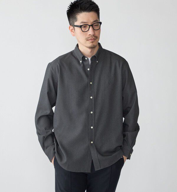 SHIPS「【WEB限定】SHIPS: ワンポイント ロゴ ライト デニムライク ツイル ボタンダウン シャツ」|シャツ・ブラウス|ブラック