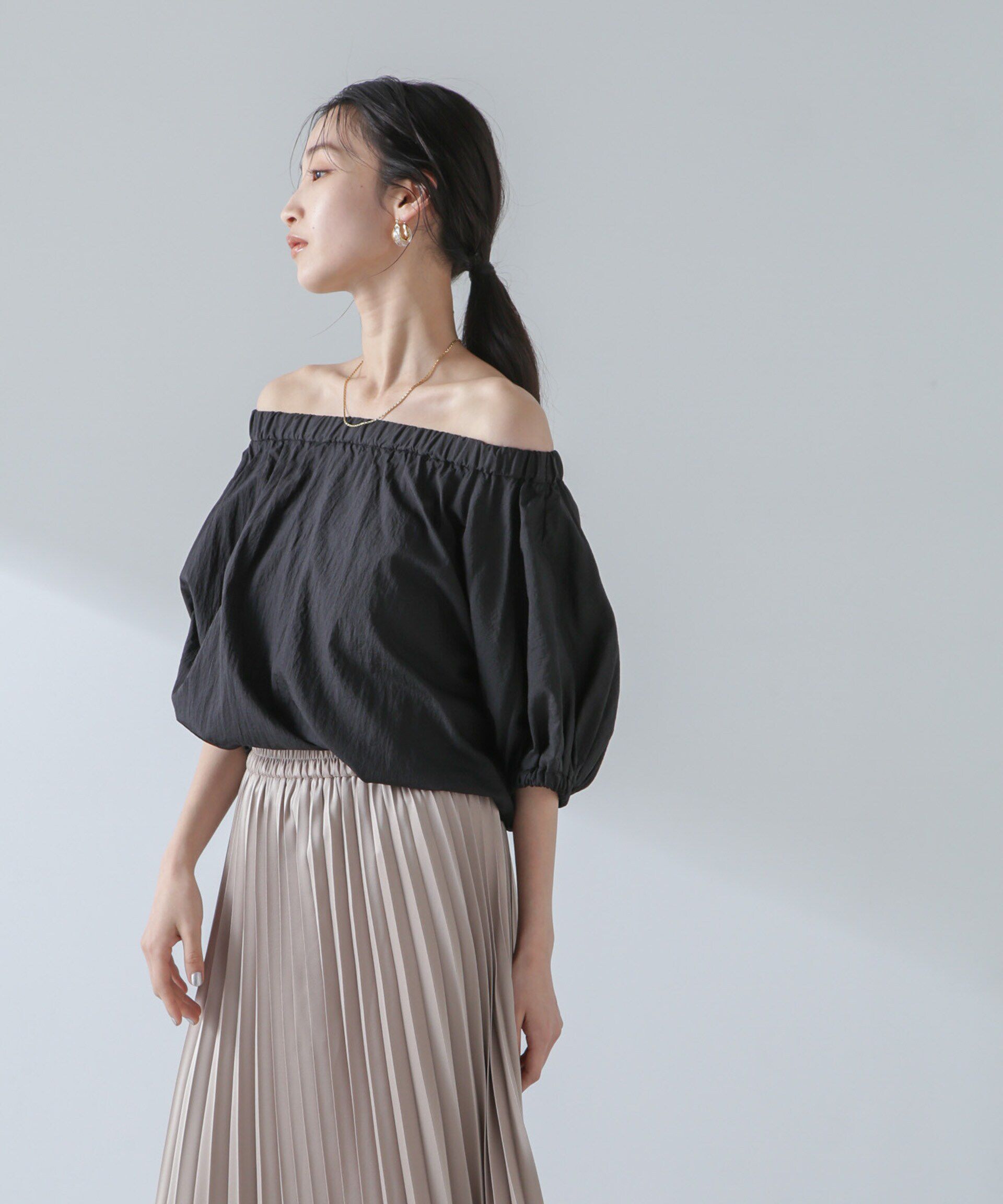 nano･universe「ナイロンタッサーオフショルダーブラウス(セットアップ可）」|シャツ・ブラウス|ブラック