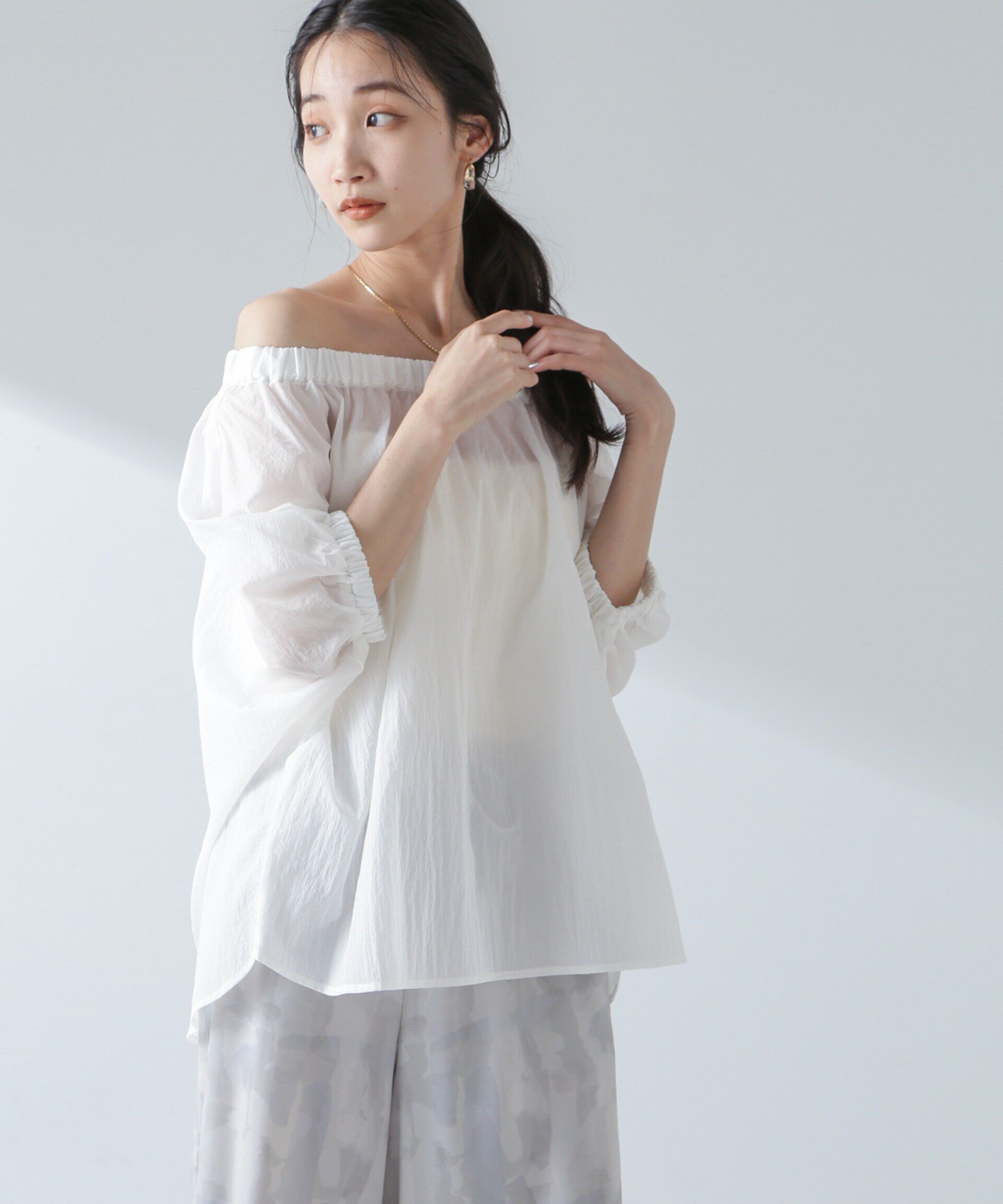 nano･universe「ナイロンタッサーオフショルダーブラウス(セットアップ可）」|シャツ・ブラウス|アイボリー7