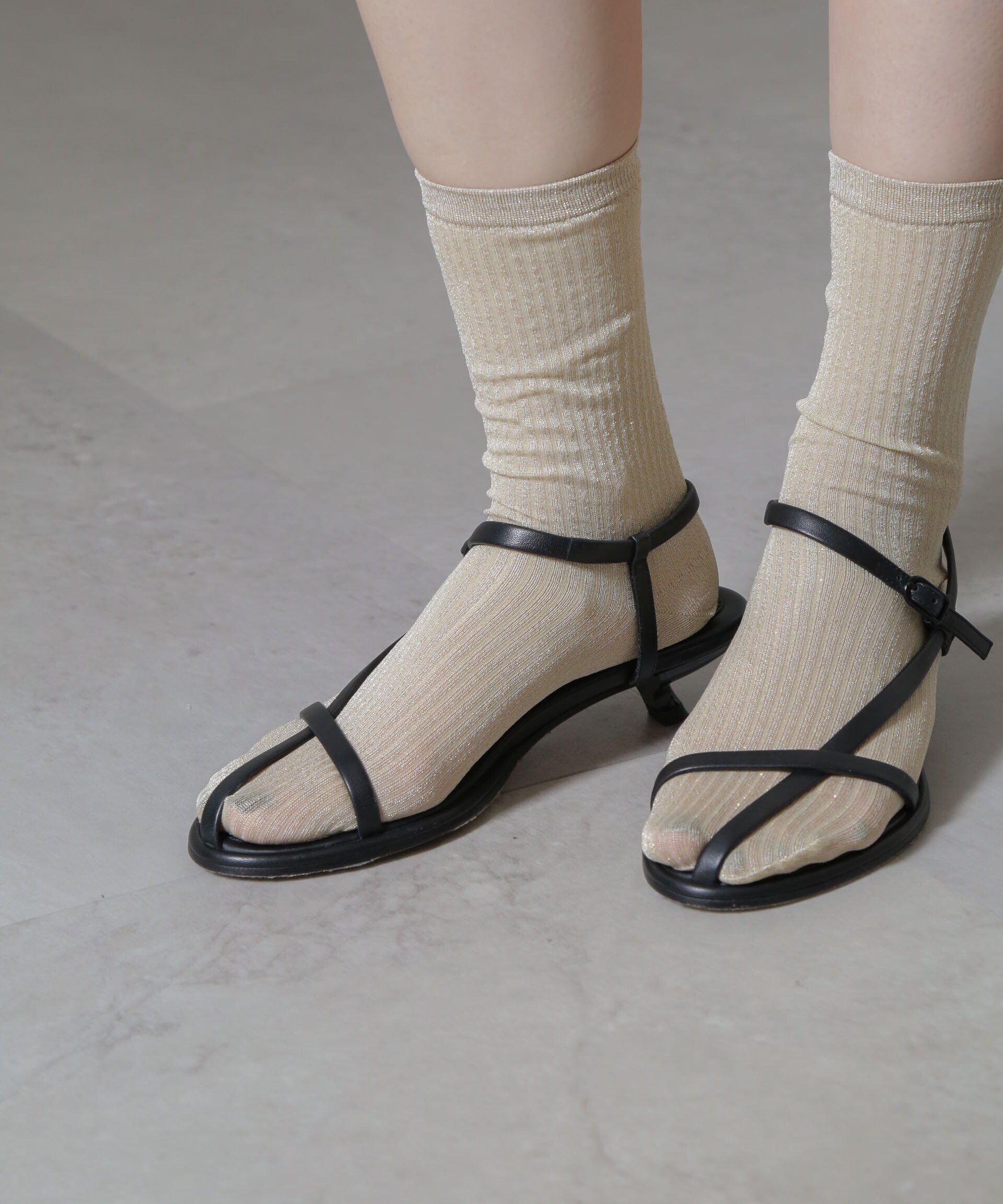 nano･universe「ラメリブソックス」|ソックス|ゴールド