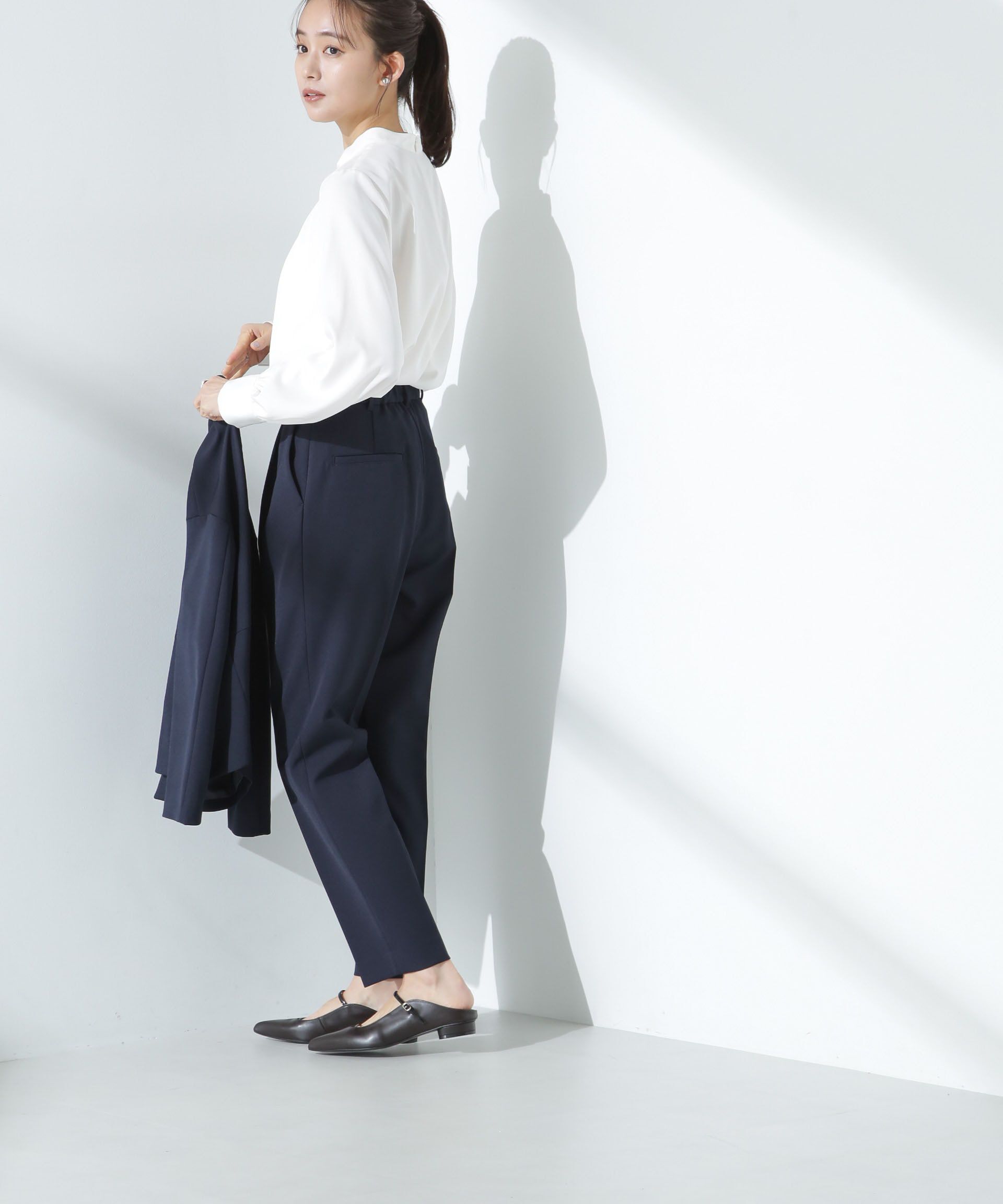 nano･universe「デイリーファンクション タックテーパードパンツ(セットアップ可)」|チノ|