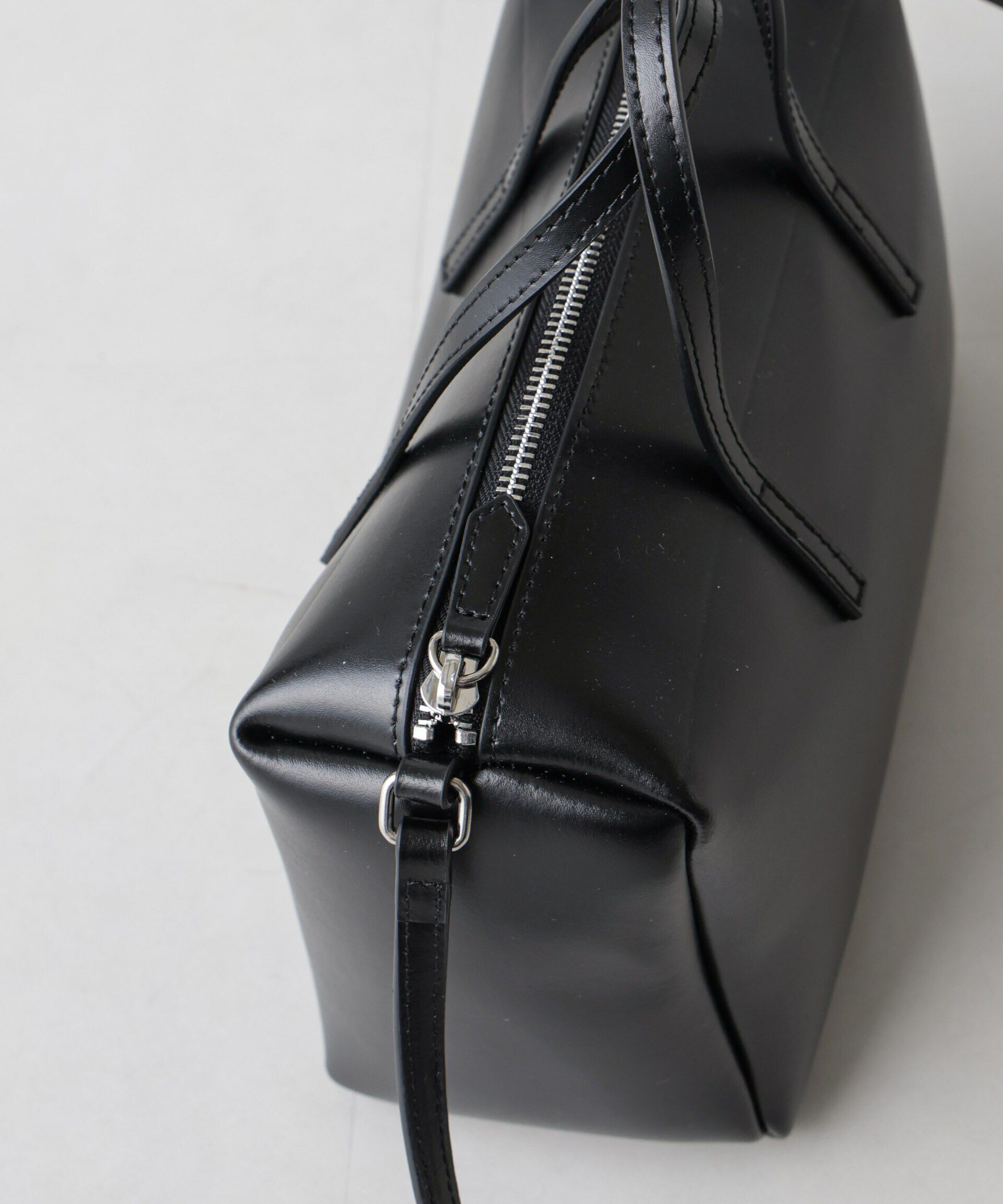 nano･universe「YAHKI/W FACE 2WAYスクエアボストンバッグ」|ショルダー・メッセンジャー|