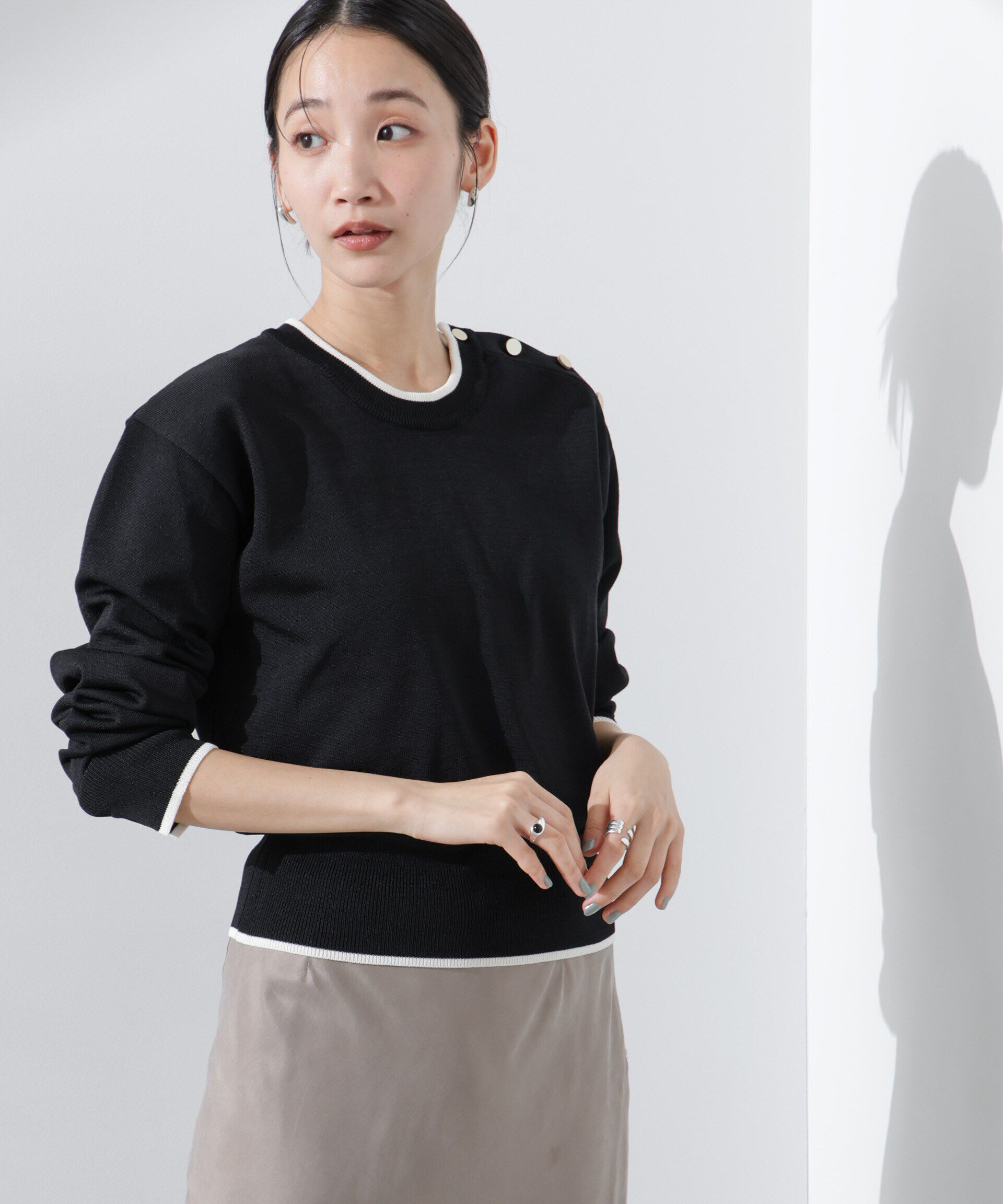 nano･universe「洗濯機洗可UVカットバイカラー釦ディティールニット」|ニット・セーター|