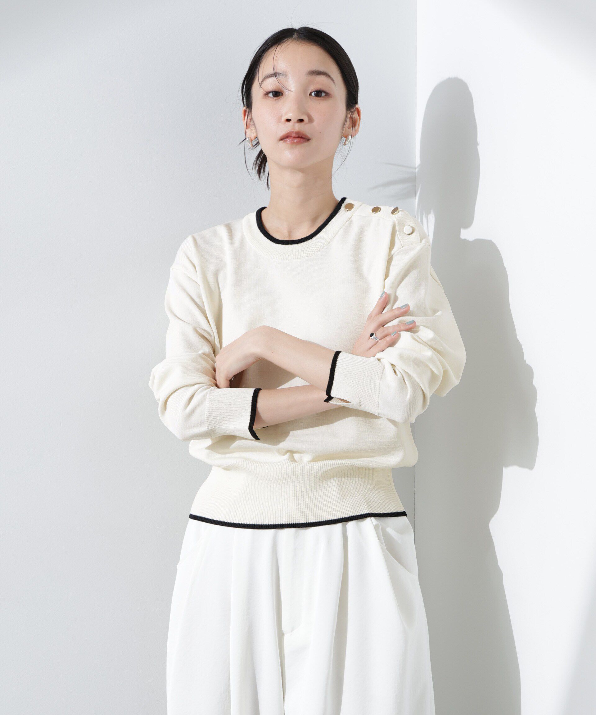 nano･universe「洗濯機洗可UVカットバイカラー釦ディティールニット」|ニット・セーター|