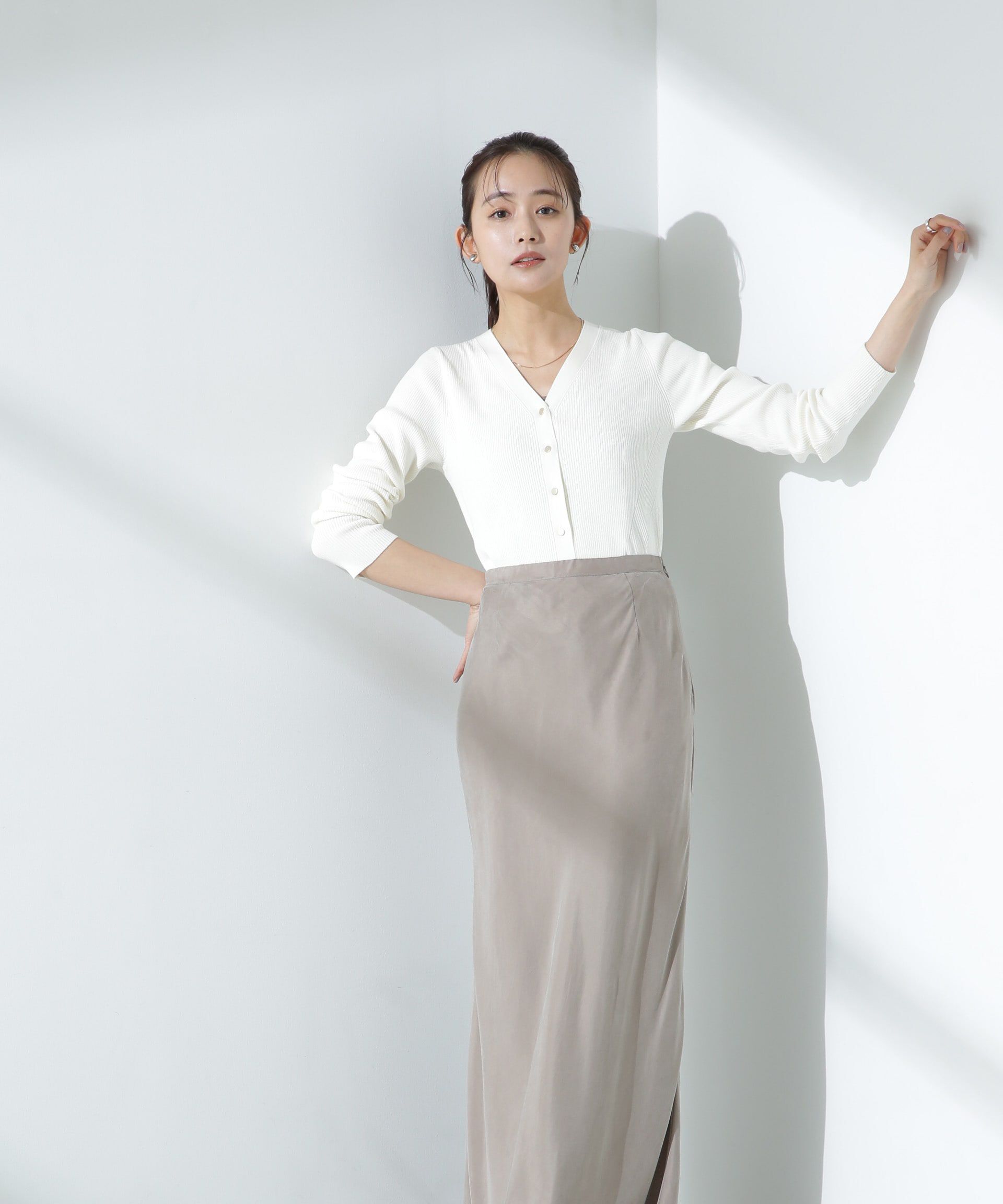 nano･universe「ウォッシャブルハイツイストVネックリブカーディガン」|ニット・セーター|