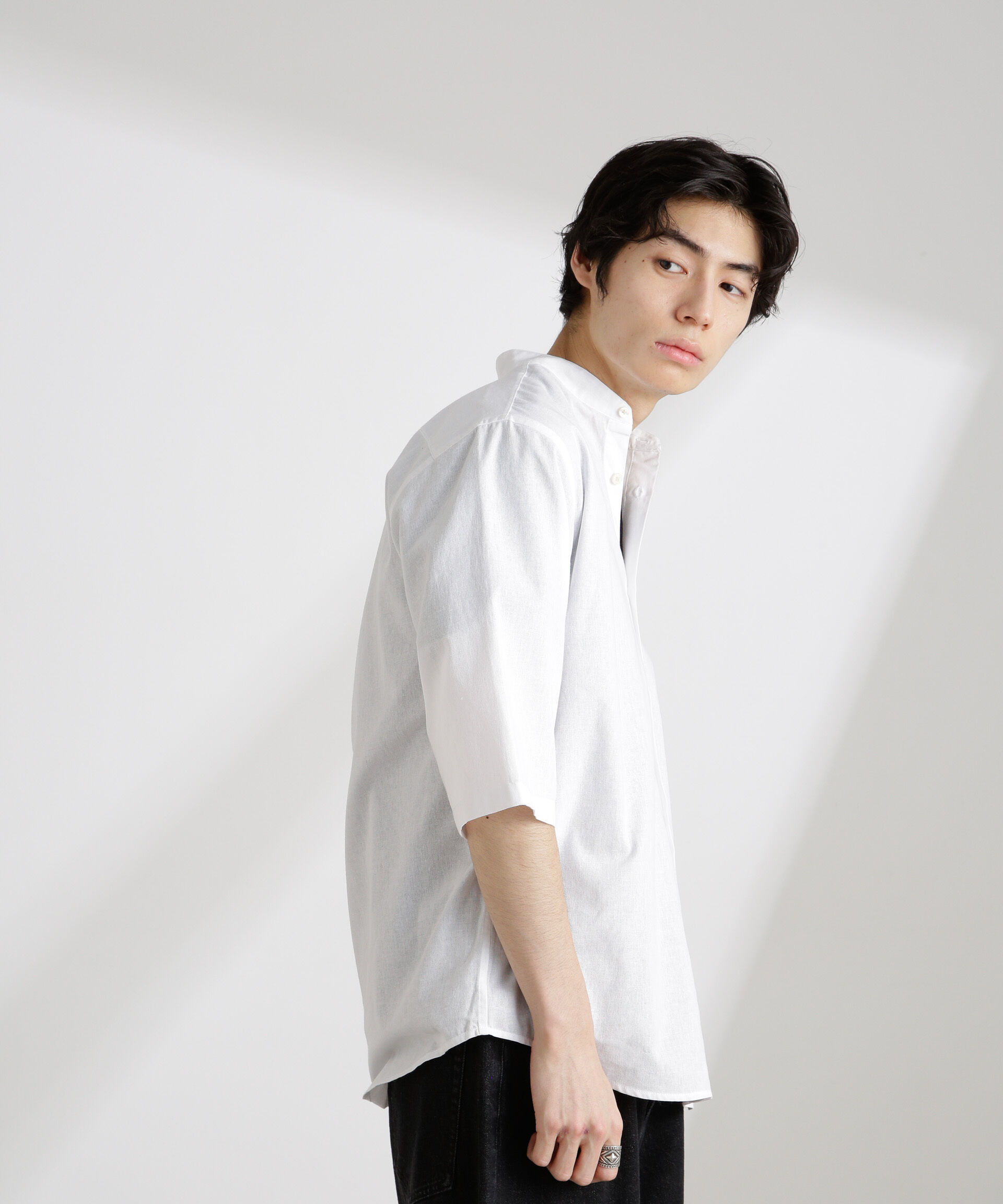 nano･universe「クールマックスリネンバンドカラー7分袖」|シャツ・ブラウス|