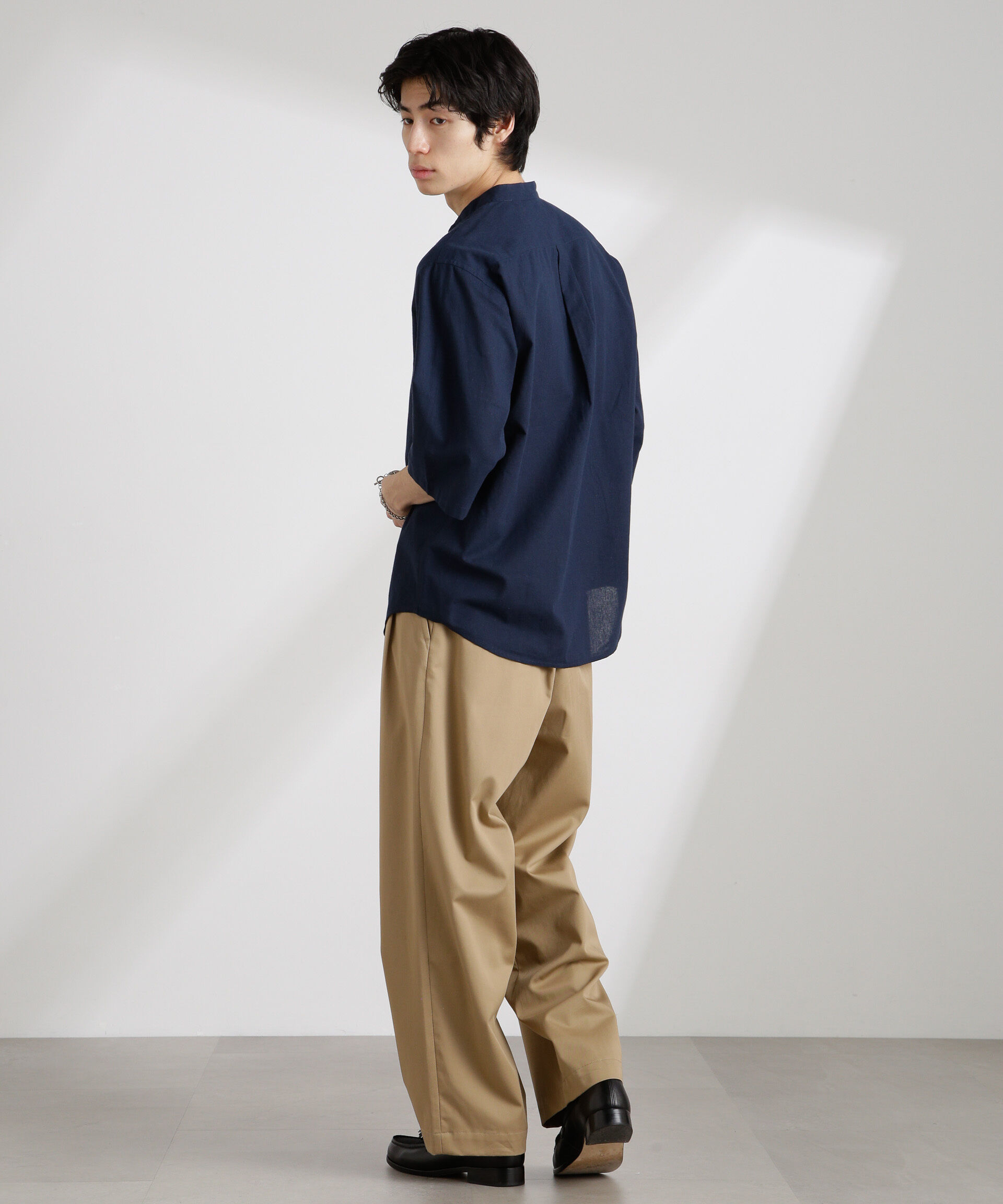 nano･universe「クールマックスリネンバンドカラー7分袖」|シャツ・ブラウス|