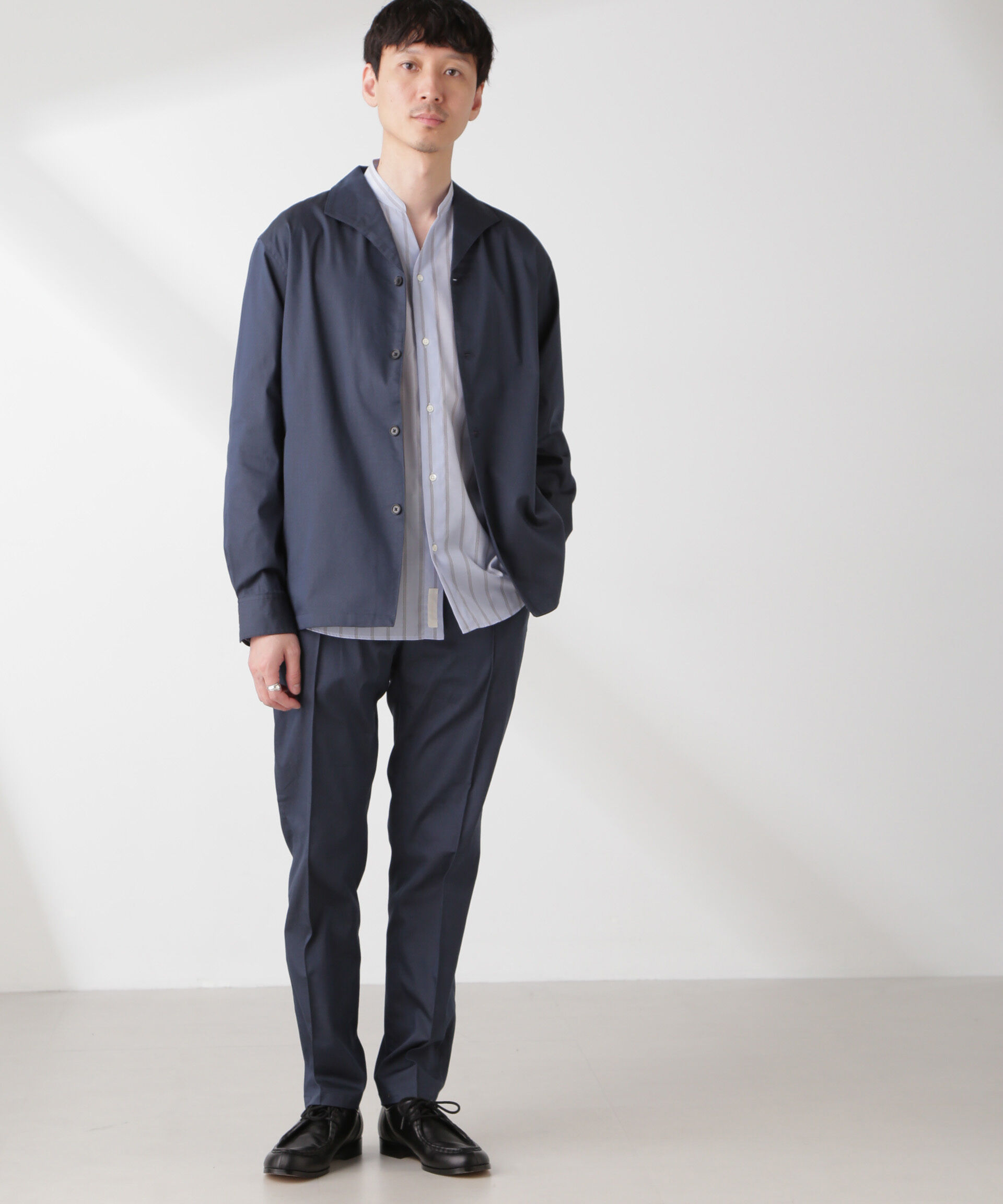 nano･universe「ソラーロライトストレッチテーパードイージーパンツ(セットアップ可)」|チノ|