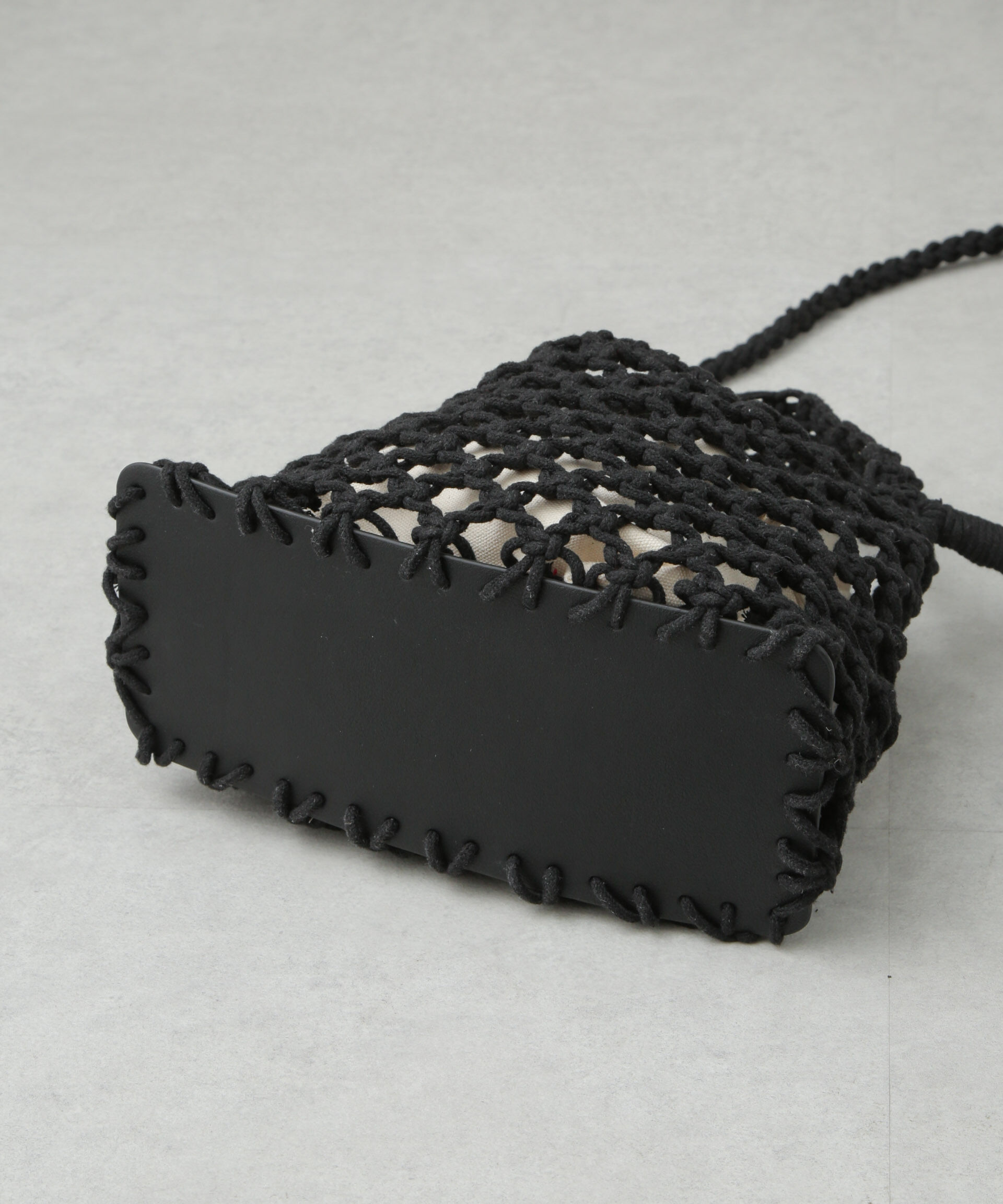 nano･universe「マクラメ編みショルダーバッグ」|ショルダー・メッセンジャー|