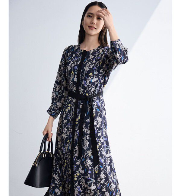 自由区「【WEB&一部店舗限定】ハーバルフロープリント8分袖 ワンピース」|ワンピース|ﾈｲﾋﾞｰﾍ