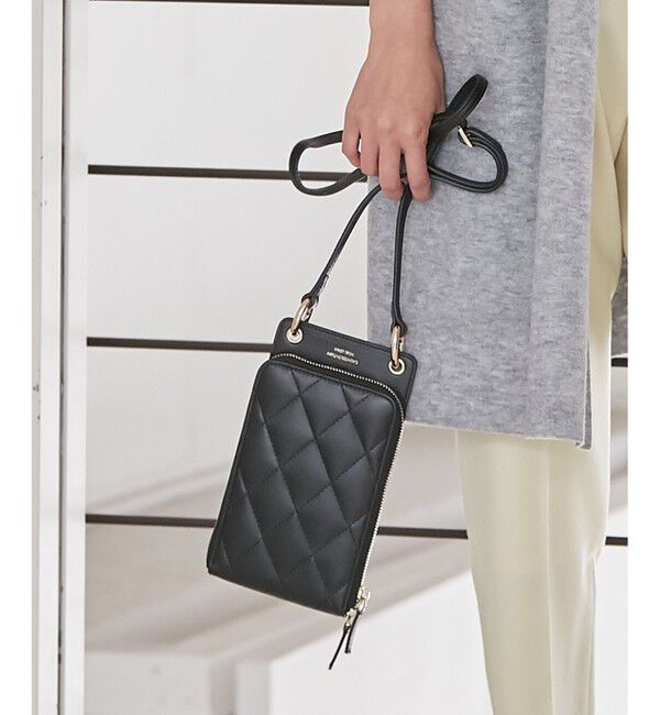 23区「【新色追加】キルティング スマホ ポシェット」|ショルダー・メッセンジャー|ブラック系
