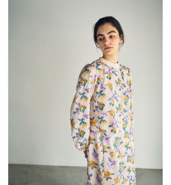 GRACE CONTINENTAL「フラワー刺繍ショートトップ」|シャツ・ブラウス|