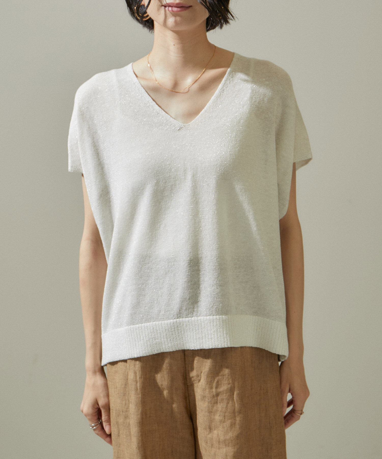 SALON adam et rope'「スパークルリネンラメフレンチスリーブVネックプルオーバー」|ニット・セーター|