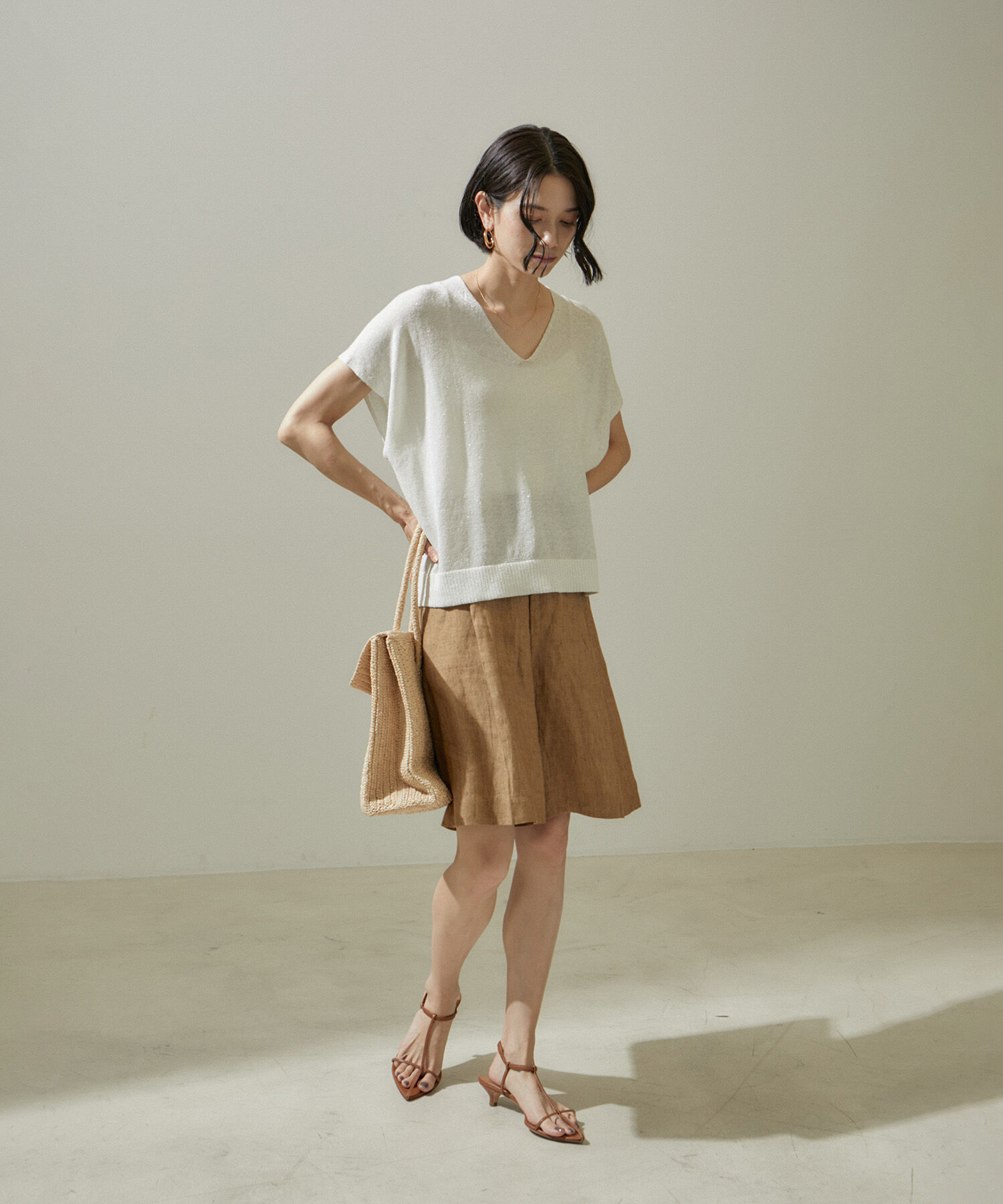 SALON adam et rope'「スパークルリネンラメフレンチスリーブVネックプルオーバー」|ニット・セーター|