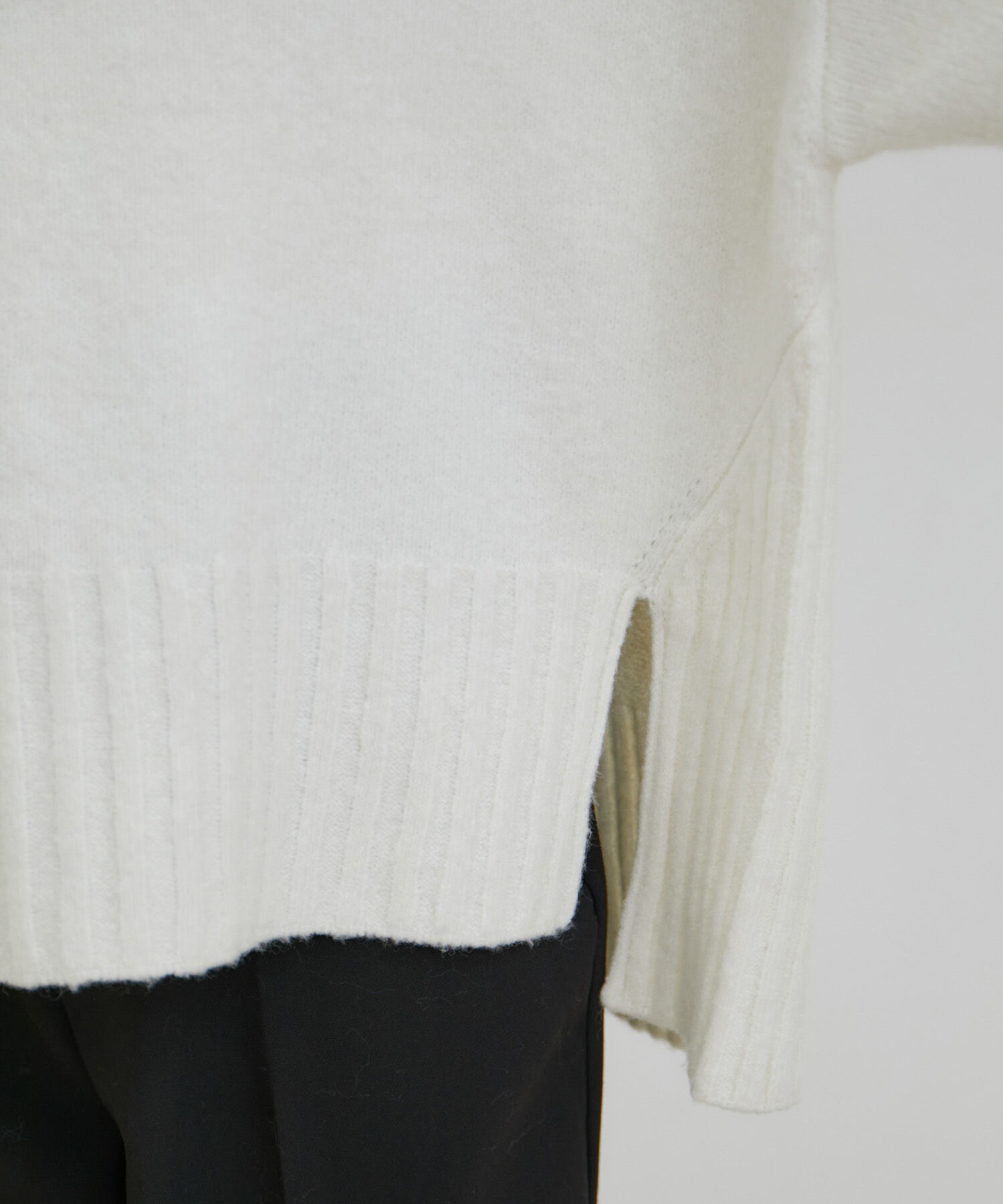 VIS「【選べる着丈】ふわもこサイドスリットニット【洗える】」|ニット・セーター|