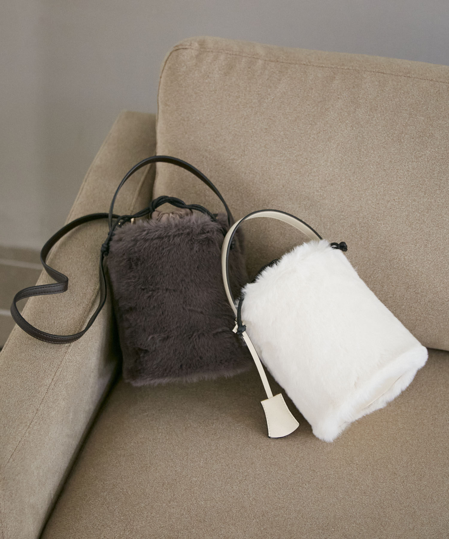 VIS「【2WAY】ふわふわエコファーショルダーバッグ」|ショルダー・メッセンジャー|