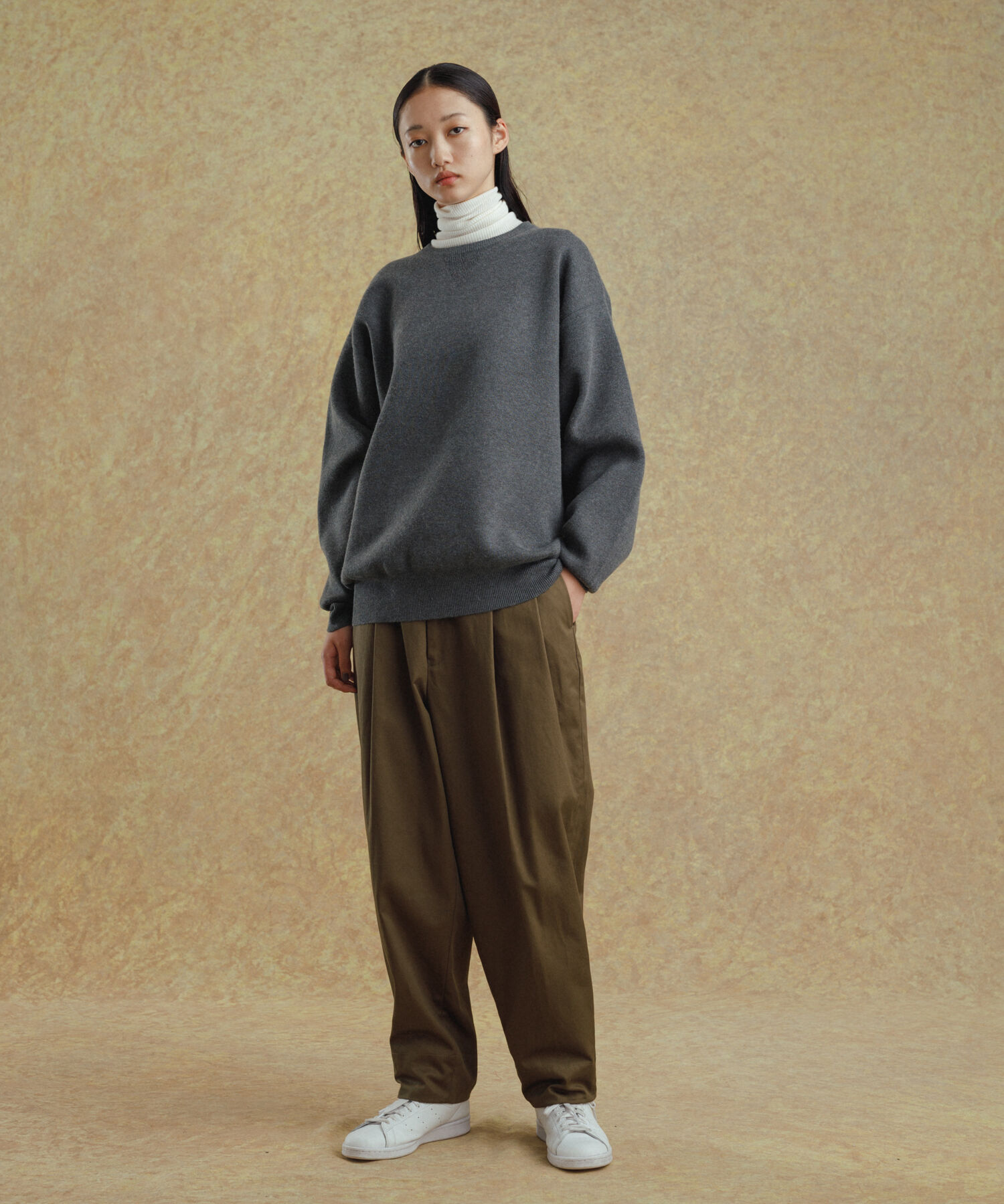 ADAM ET ROPE'「《ドラマ着用》杢スウェット クルーネック ニットプルオーバー/ヘビーウエイト/ユニセックス」|ニット・セーター|