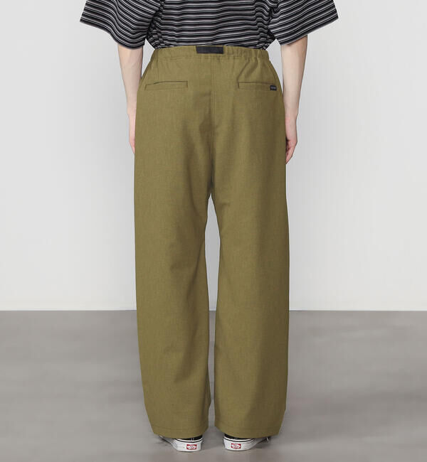  「Gramicci | 〈別注〉2タックシームレスパンツ MEN」|チノ|