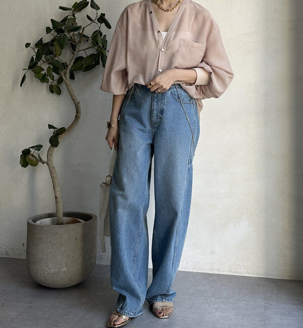  「【新色追加】GOLDボタンVVシャツ」|シャツ・ブラウス|