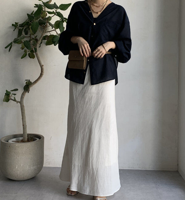  「【新色追加】GOLDボタンVVシャツ」|シャツ・ブラウス|