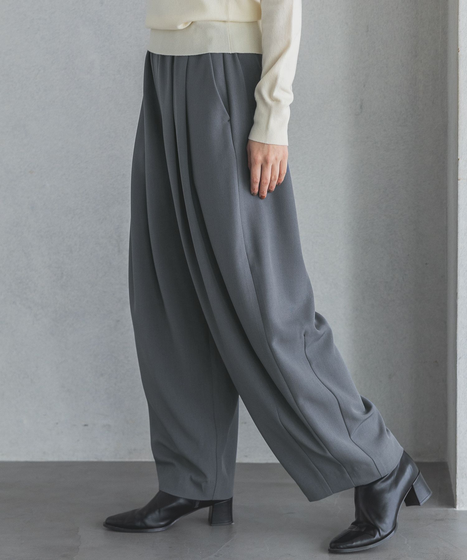 A part by 「スラックスコクーンボリュームパンツ」|スラックス|