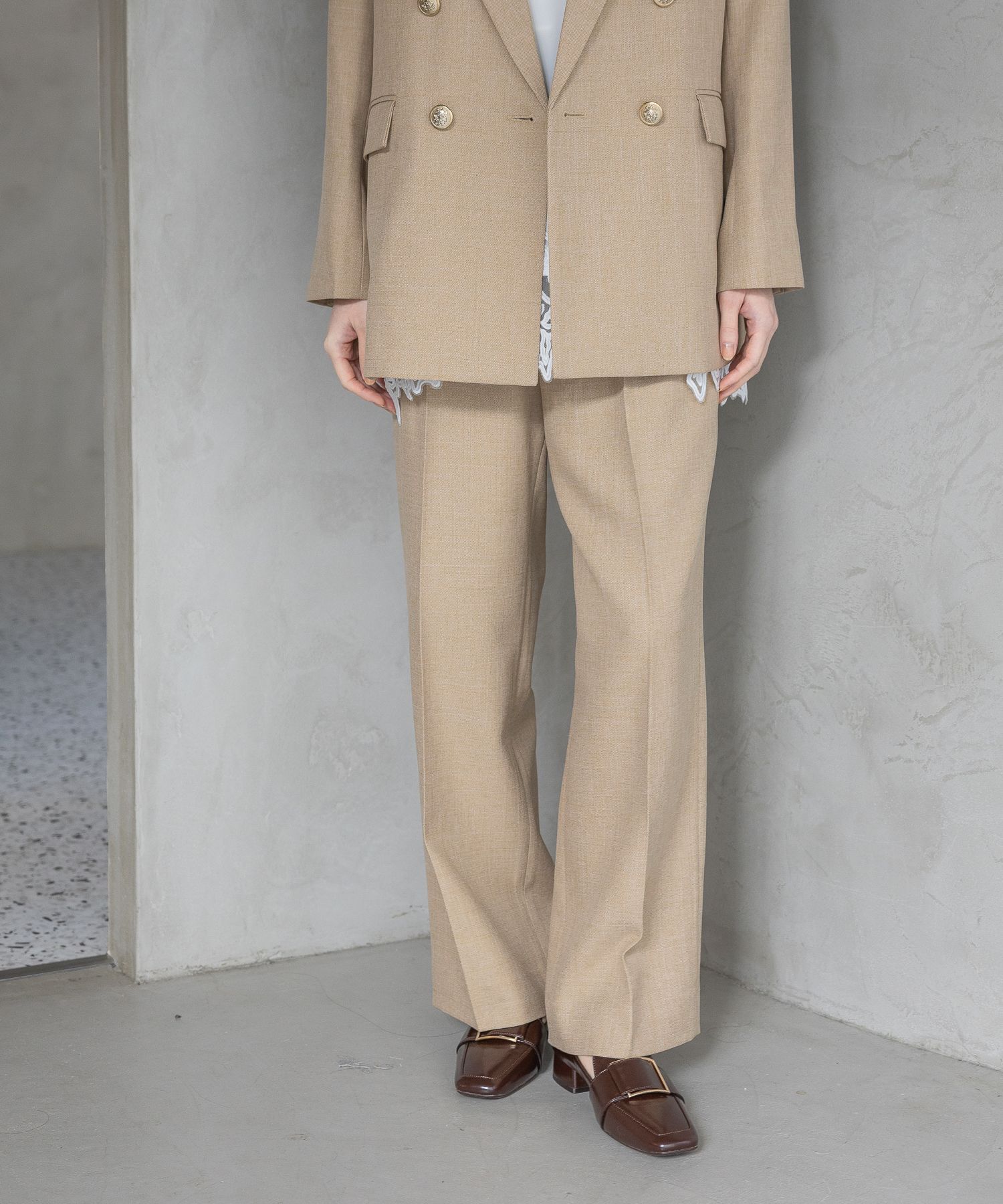A part by 「【セットアップ着用可能】LNTストレートパンツ」|チノ|ベージュ