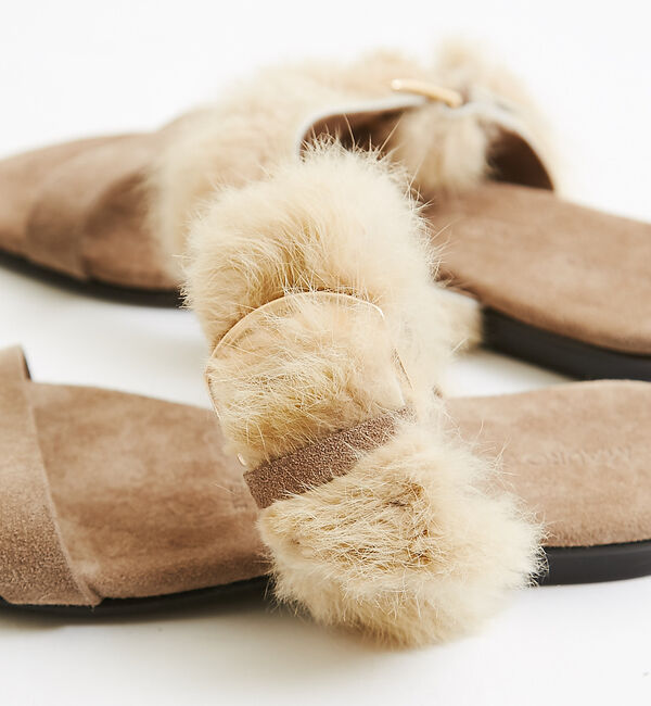 Rouge vif「MAURO de BARI 2ベルトファーフラットサンダ」|サンダル|