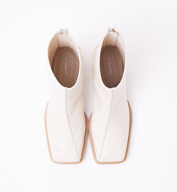 AU BANNISTER「【WEB限定】アシンメトリースクエアトゥショートブーツ」|ショートブーツ|