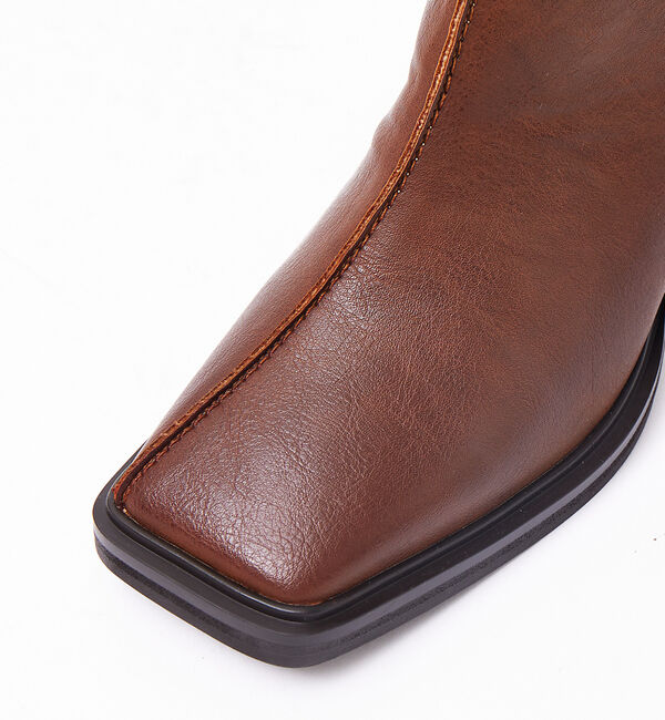 AU BANNISTER「【WEB限定】アシンメトリースクエアトゥショートブーツ」|ショートブーツ|