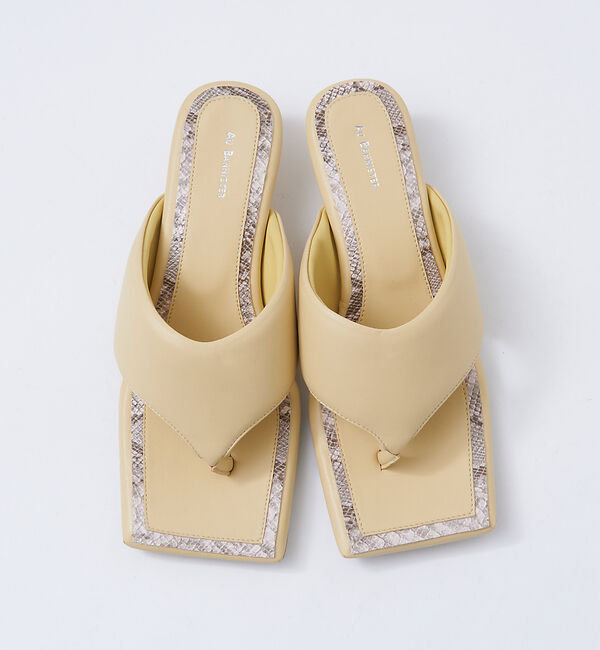 AU BANNISTER「【WEB限定】韓国風 クッション 3cmヒール サンダル」|サンダル|