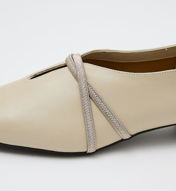 AU BANNISTER「【YouTuber紹介】ストラップソフトレザー フラットシューズ」|その他|