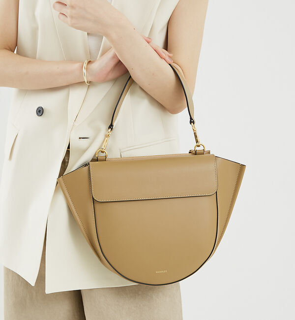 The Store by C' 「【WANDLER】Hortensia Bag Midium／ミディアムハンドバッ」|ハンドバッグ|ベージュ