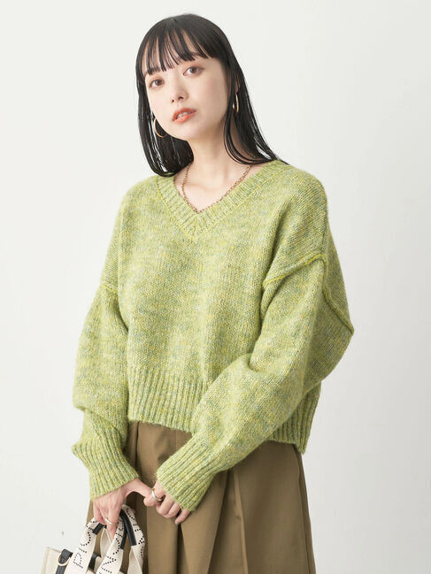 earth music&ecology「ヘアリーVネックショートニット」|ニット・セーター|ライムグリーン