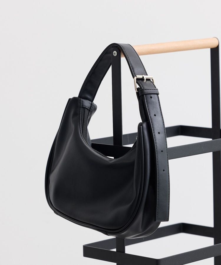 earth music&ecology「ハーフムーンアジャスタブルバッグ」|ハンドバッグ|