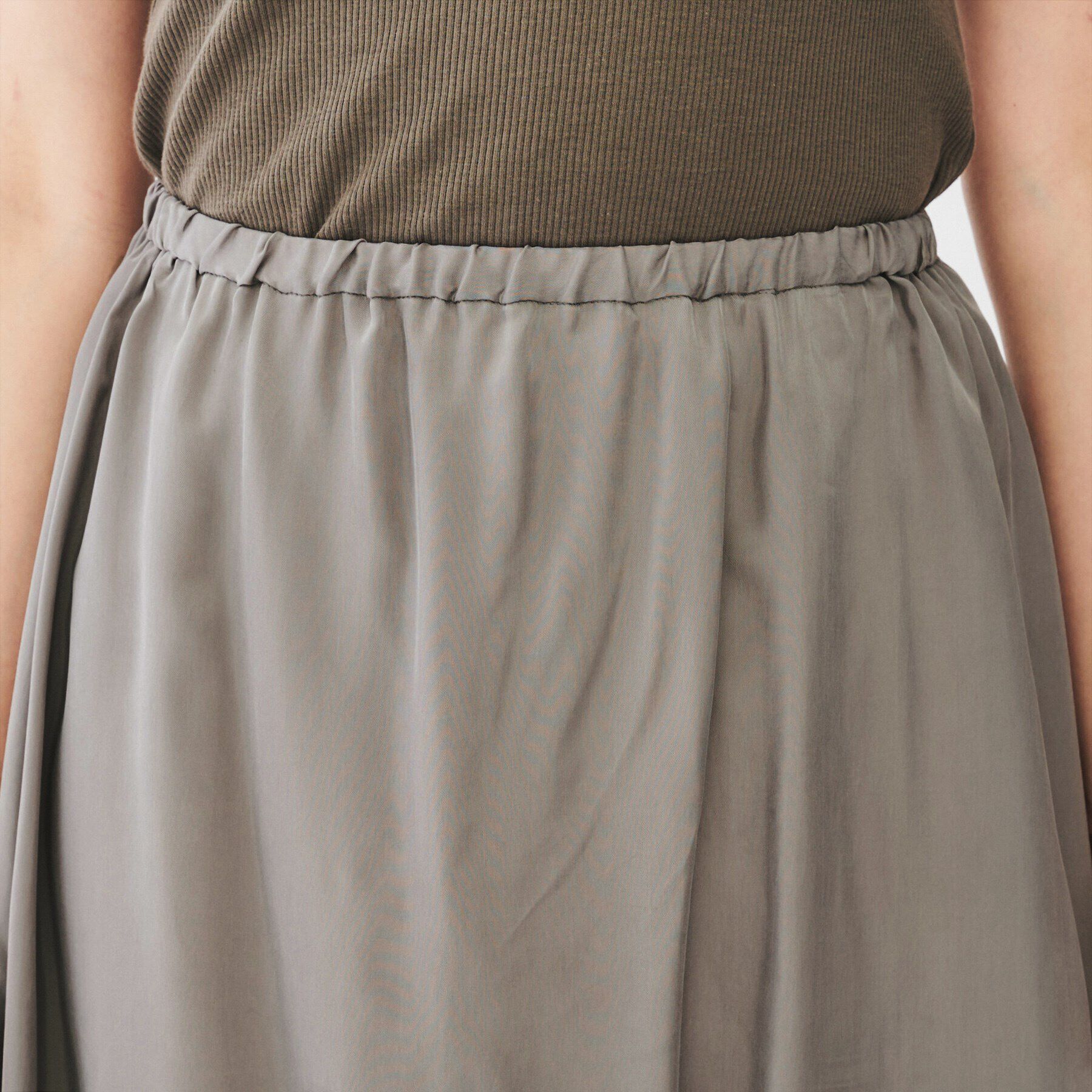 UNTITLED「【セットアップ可/ウエストゴム/パウダータッチ】シルキーキュプラ ロングスカート」|スカート|