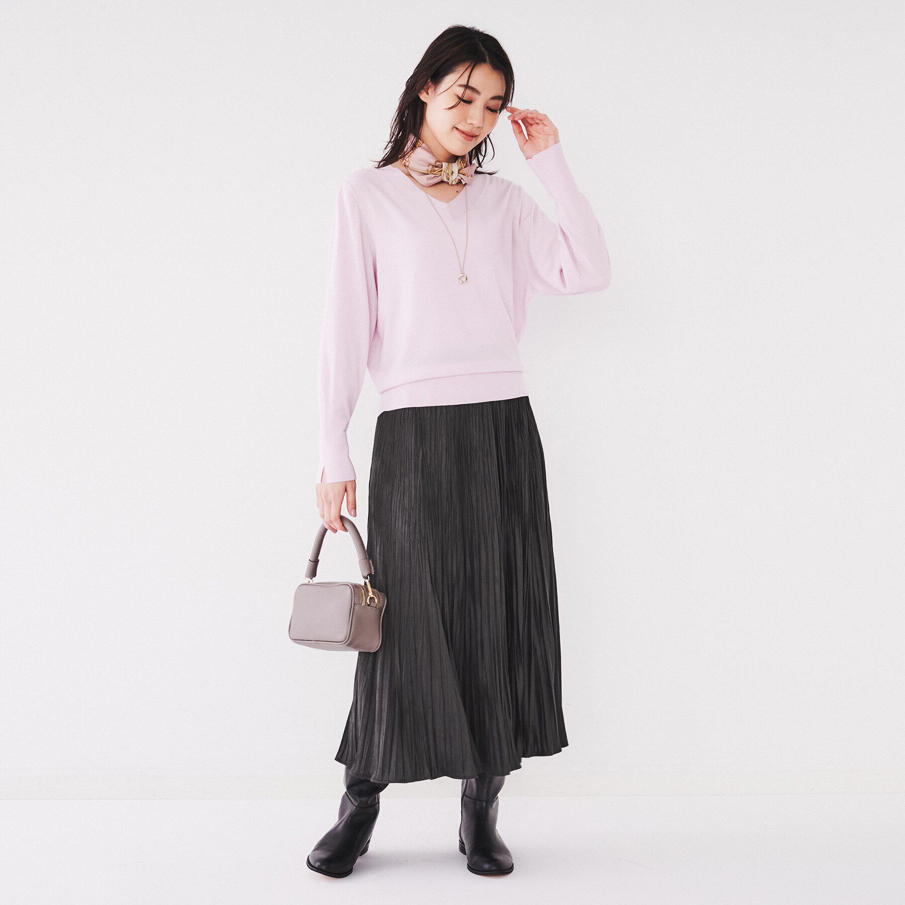 UNTITLED「【洗える/ウエストゴム】スエード風ランダムプリーツスカート」|スカート|