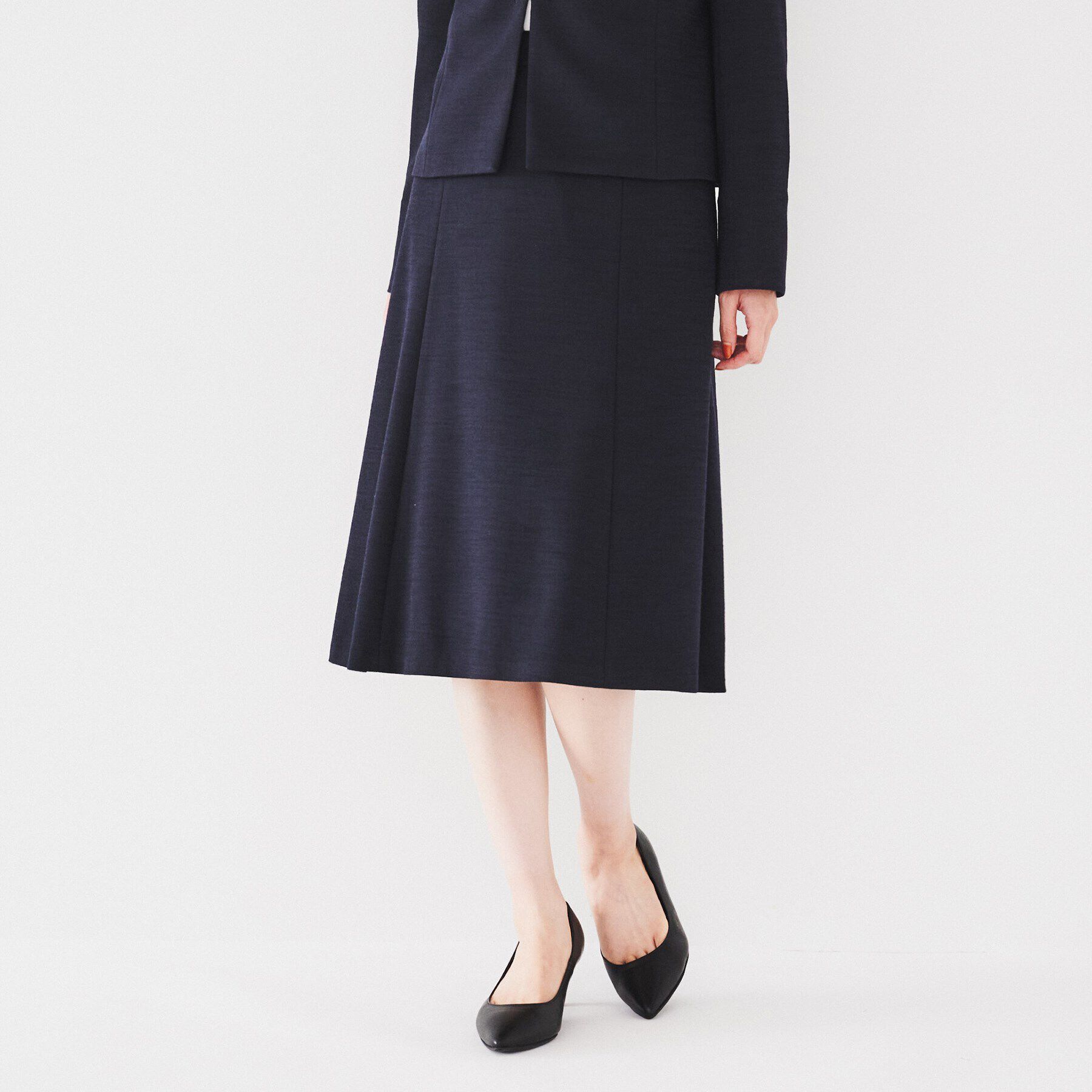 UNTITLED「【通勤スーツ】ウール混ジャージ マーメイドスカート」|スカート|